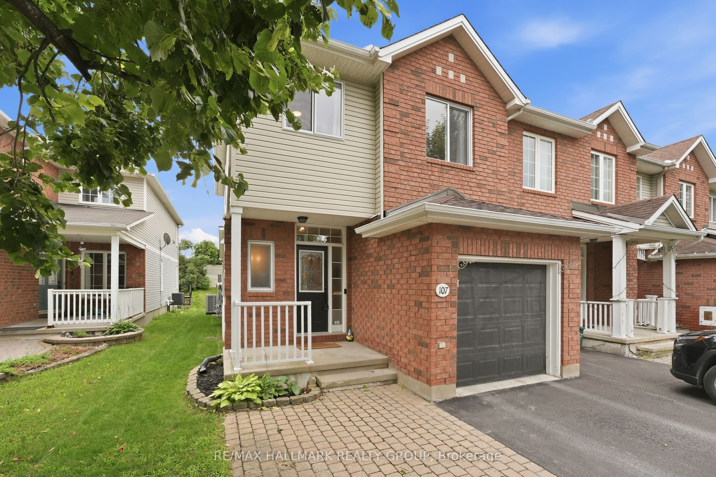 107 Bishops Mills Way, Kanata, ON K2K 3C2 photo 2