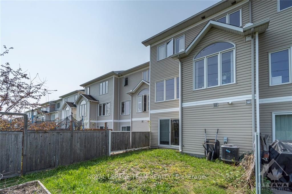 258 Forestbrook Street, Kanata, ON K2K 0B4 photo 4