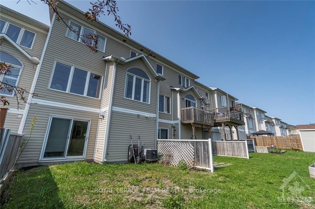 258 Forestbrook Street, Kanata, ON K2K 0B4 photo 5