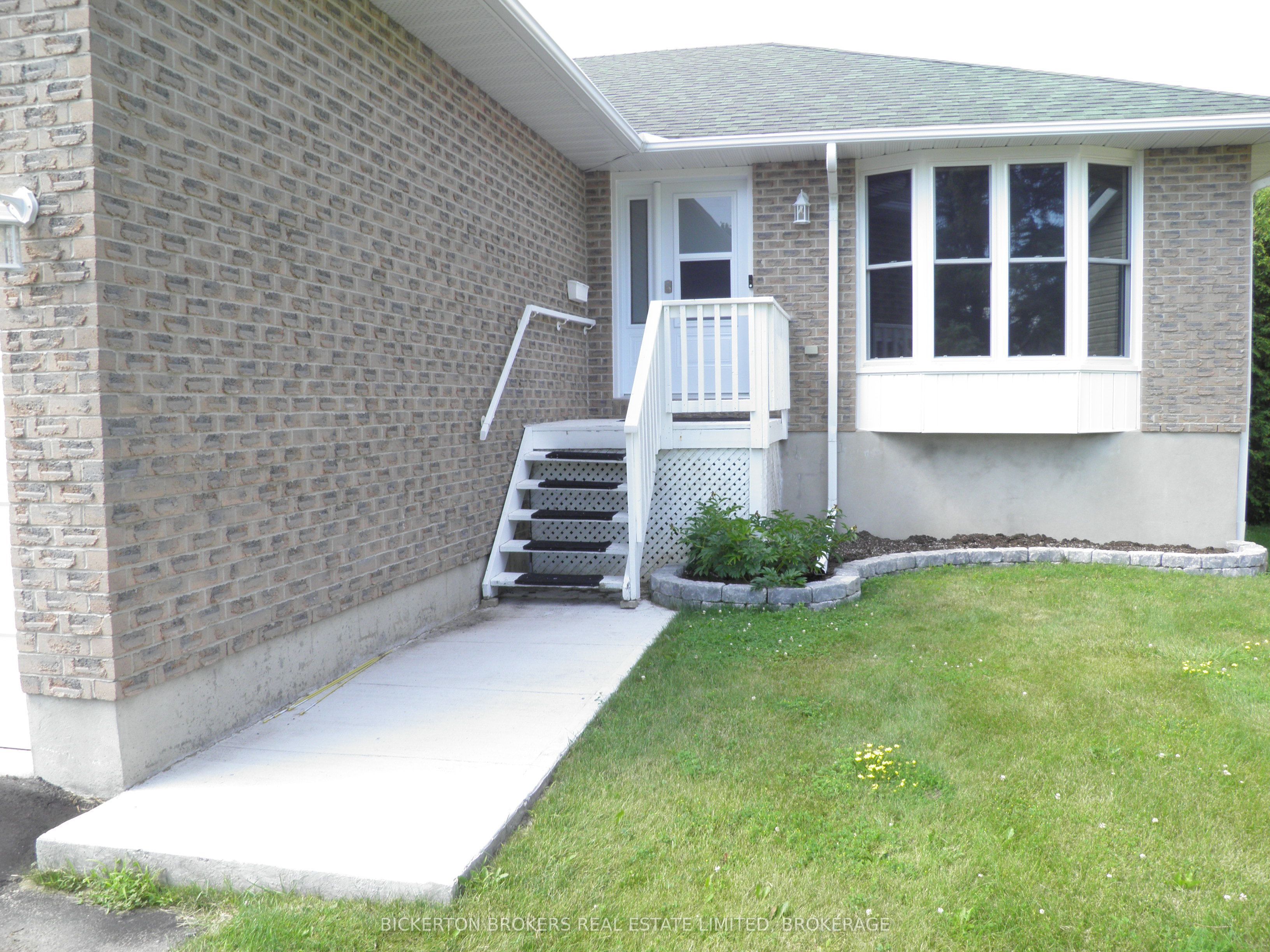 21 Frederick St Street, Lansdowne Village, ON K0E 1L0 photo 3