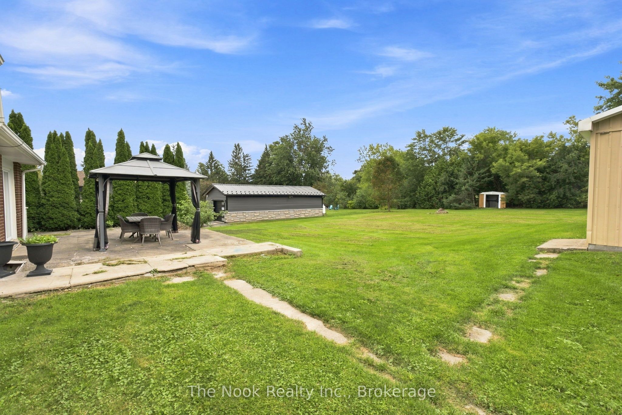 24 Cedar Ridge Drive, Kawartha Lakes, ON L0C 1G0 photo 4