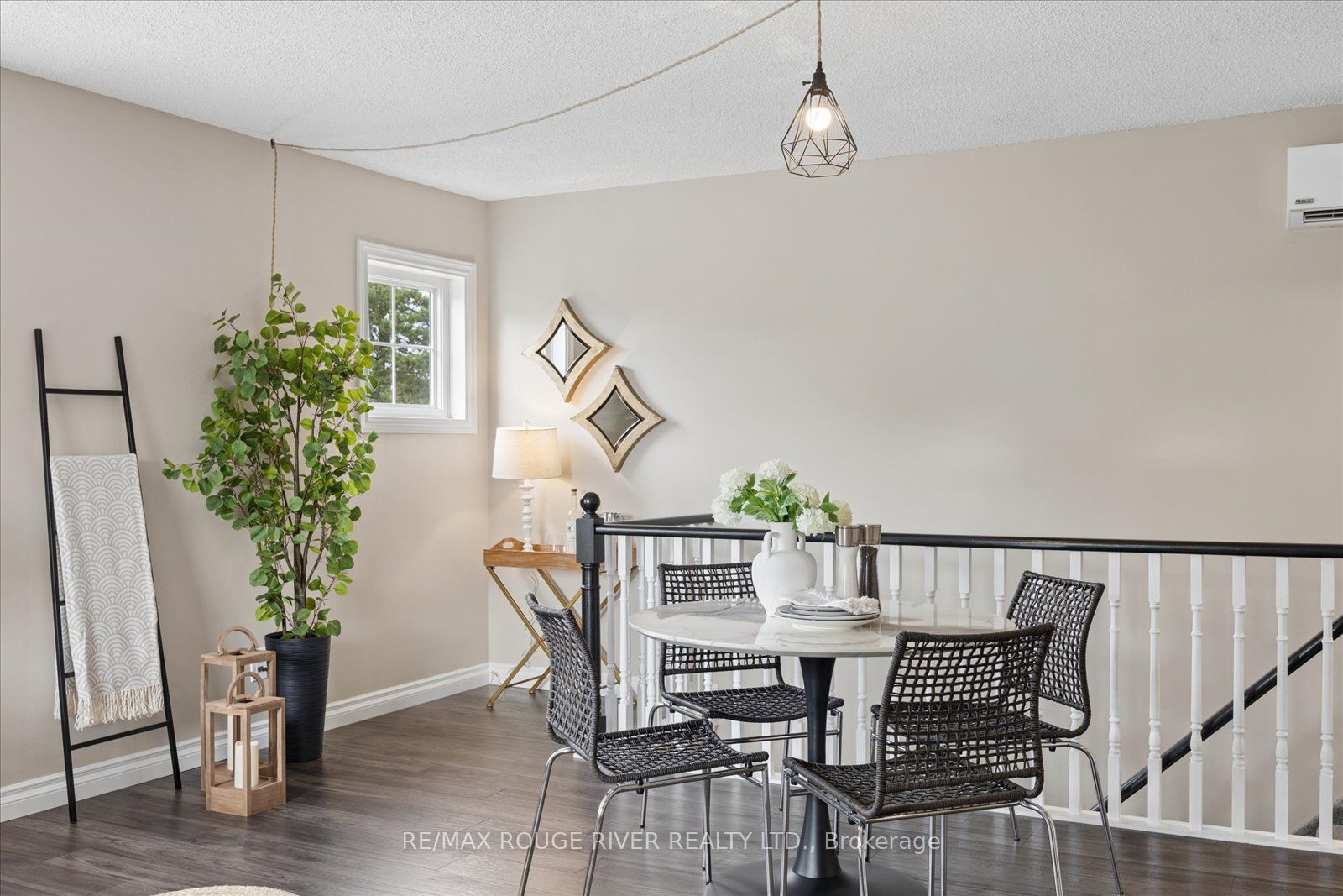 182 D'Arcy Street F205, Cobourg, ON K9A 5J1 photo 3