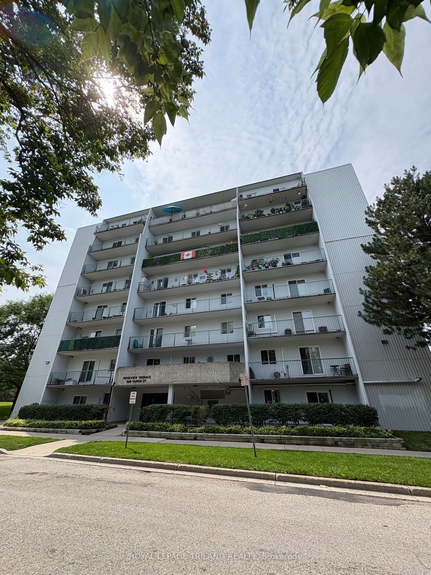 986 Huron Street 310, London East, ON N5Y 5E4