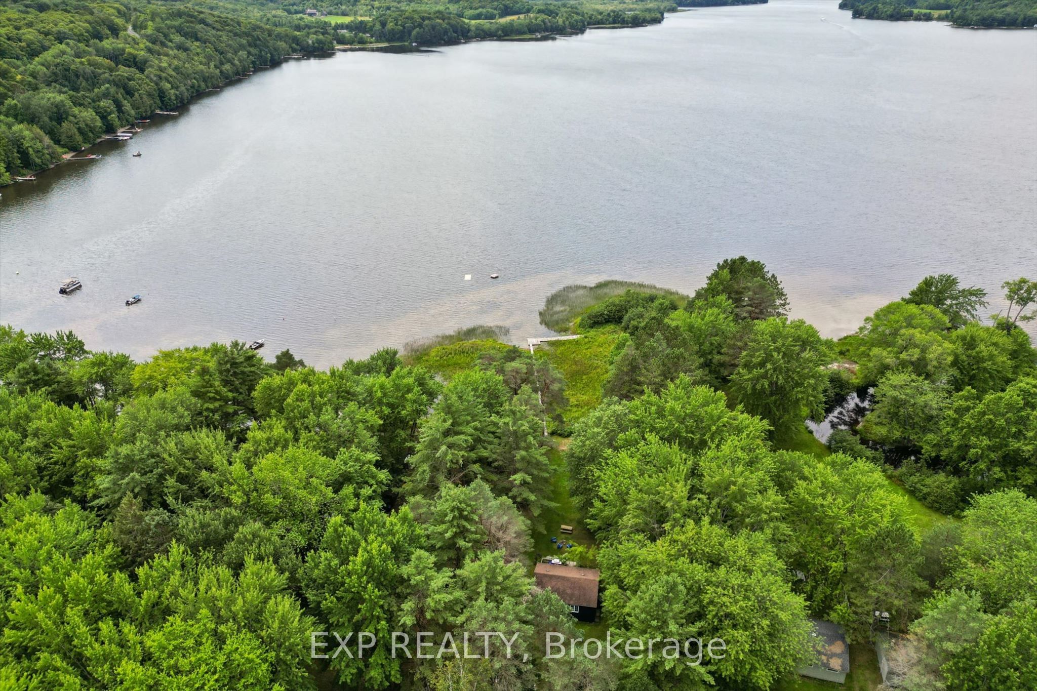 1039 Wonder Beach Road, Muskoka Lakes, ON P0B 1M0 photo 2