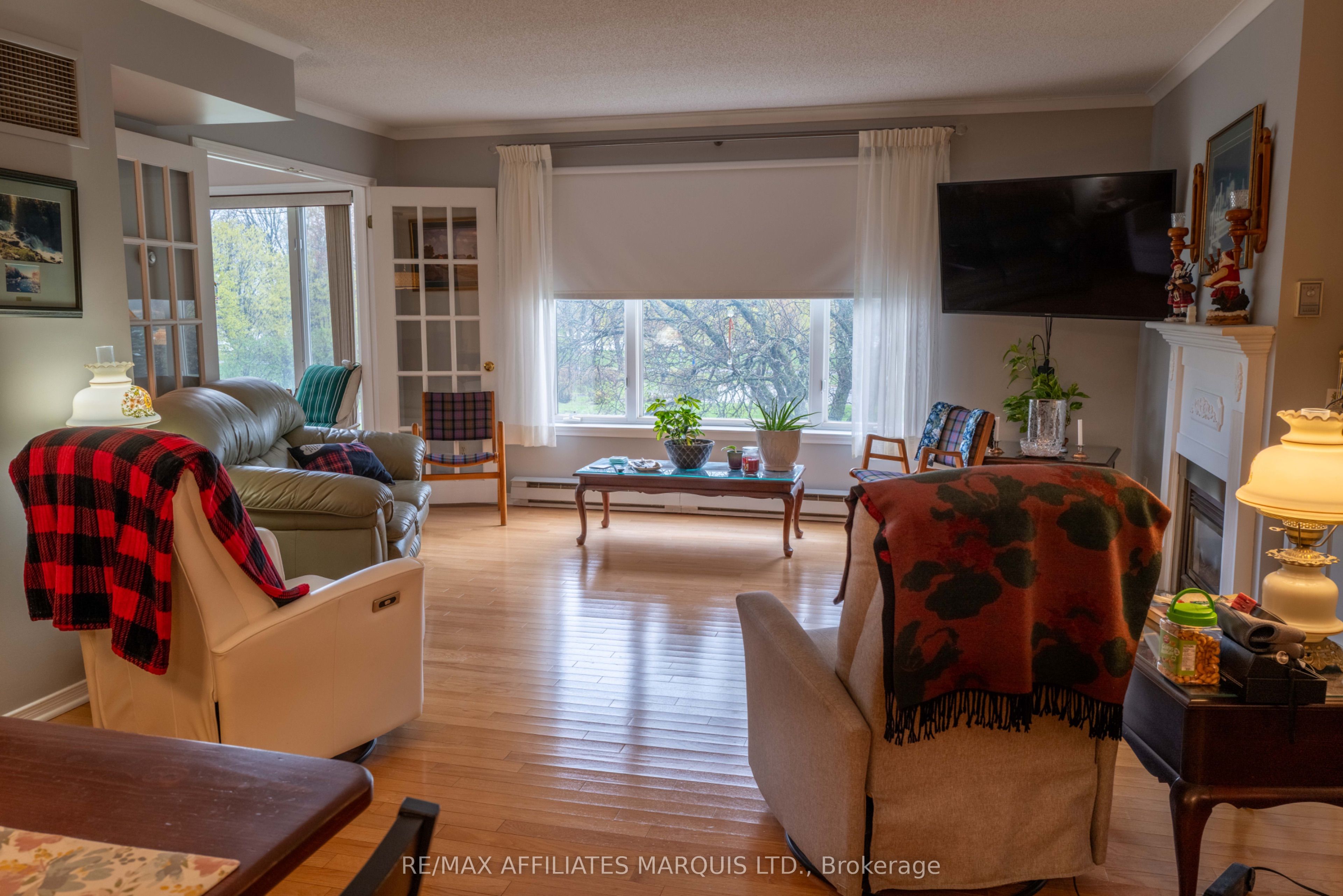 121 W Water Street W 312, Cornwall, ON K6J 5T8 photo 4