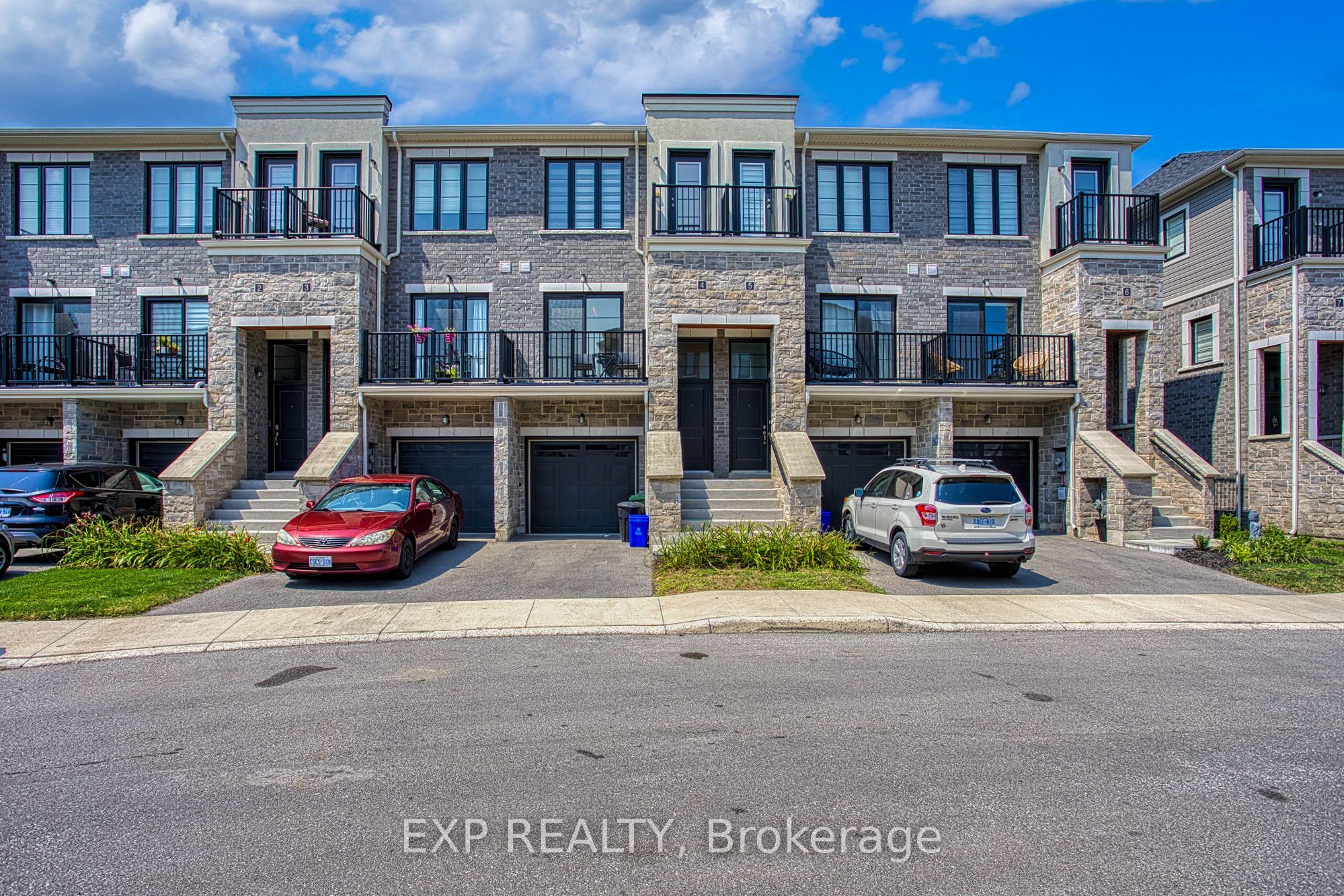 383 Dundas Street E 4, Hamilton, ON L8B 1X6 photo 2