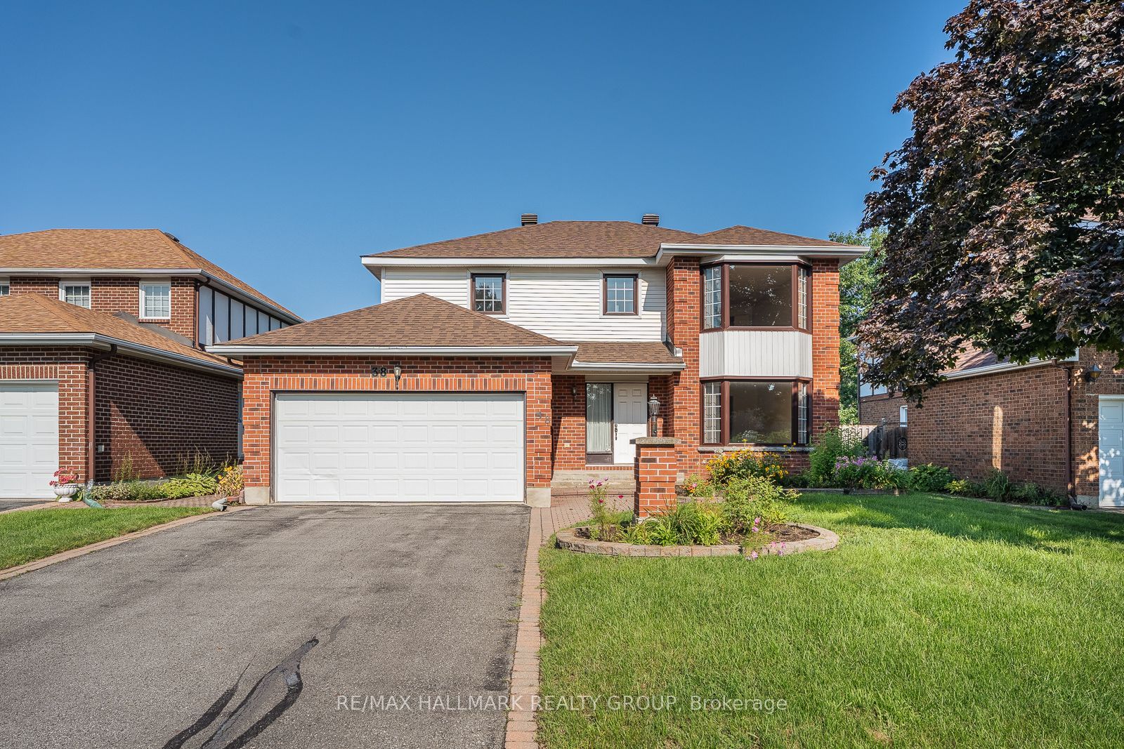 38 Bateman Drive, South of Baseline to Knoxdale, ON K2G 5H4