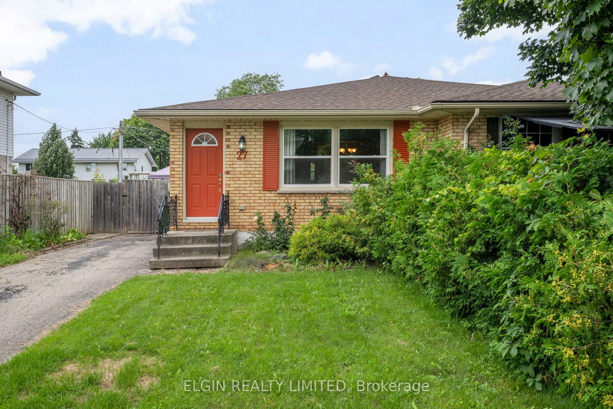 27 Vanier Place, St. Thomas, ON N5R 5L2 photo 2