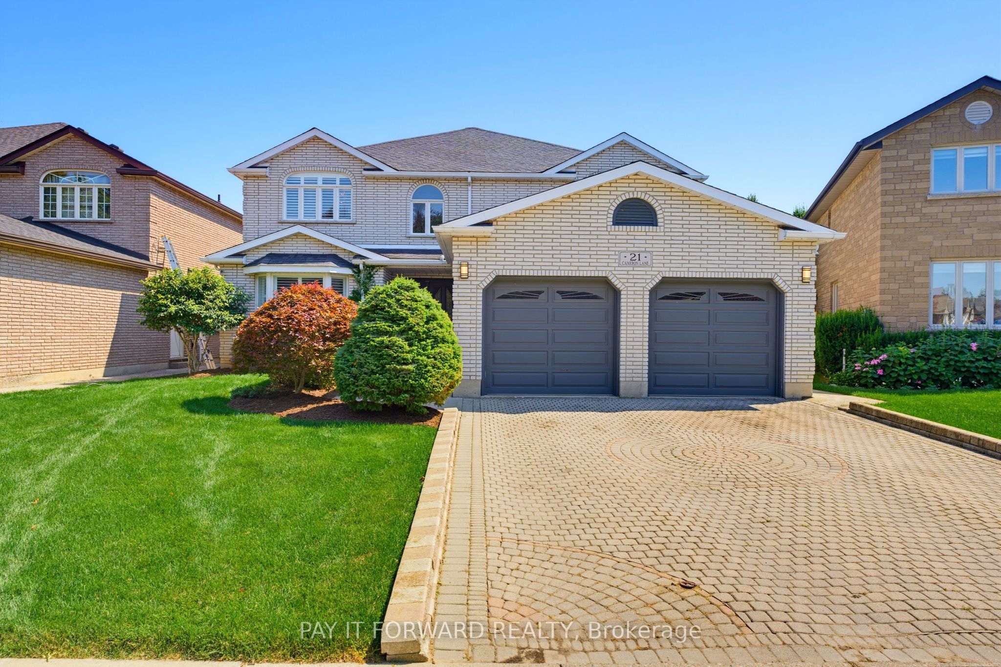 21 Cameron Lane, Brantford, ON N3R 7T1