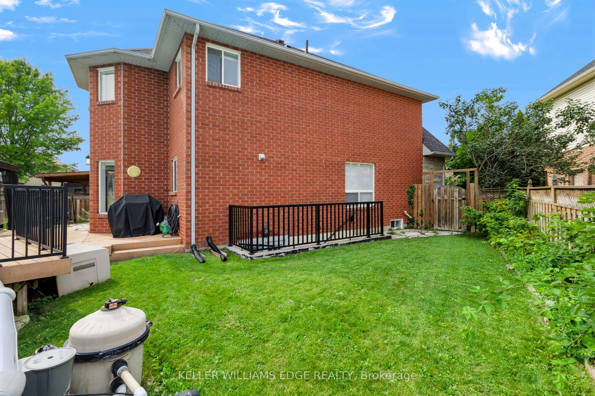 24 Eringate Drive, Hamilton, ON L8J 3Y4 photo 3
