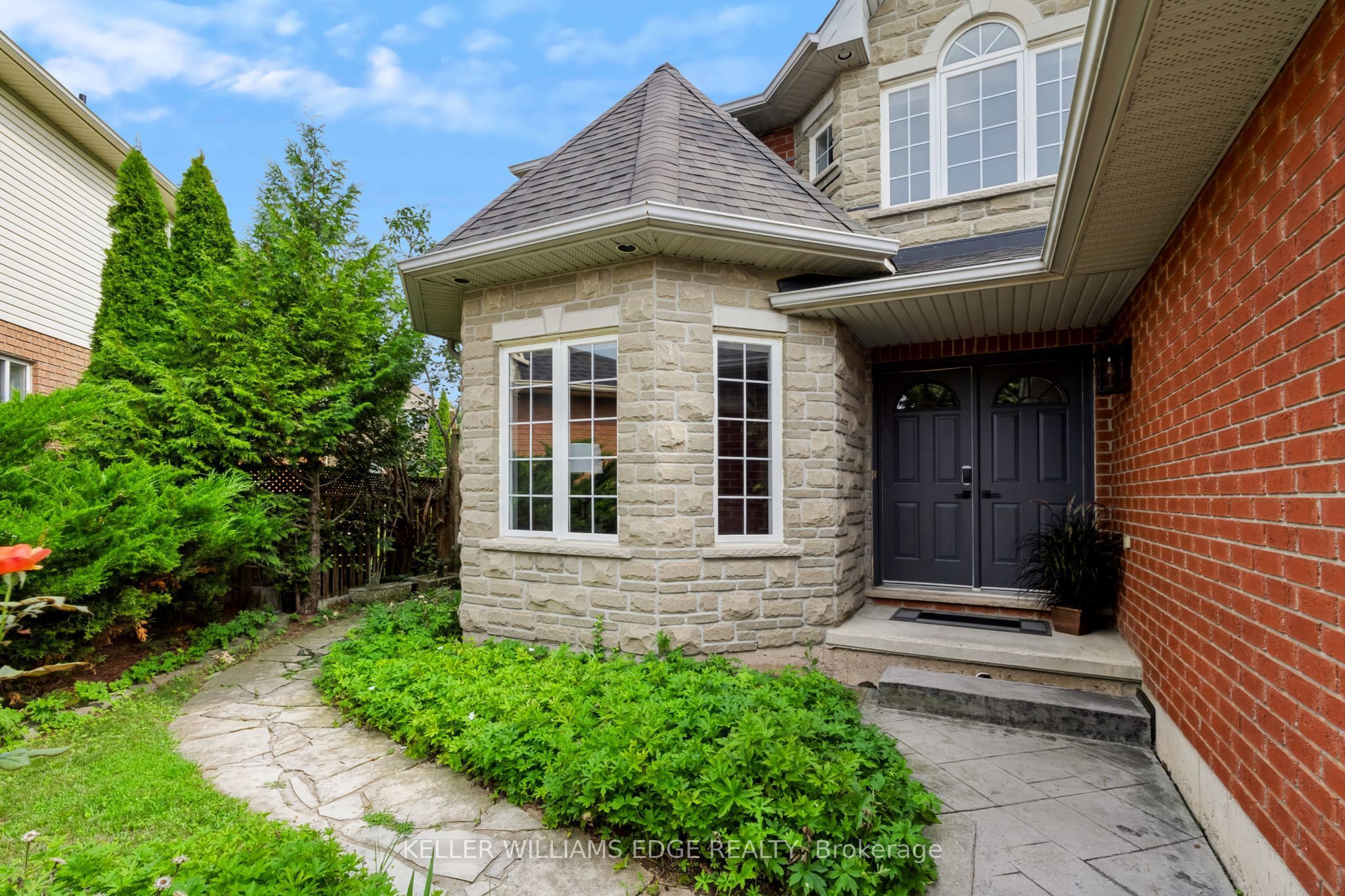24 Eringate Drive, Hamilton, ON L8J 3Y4 photo 5
