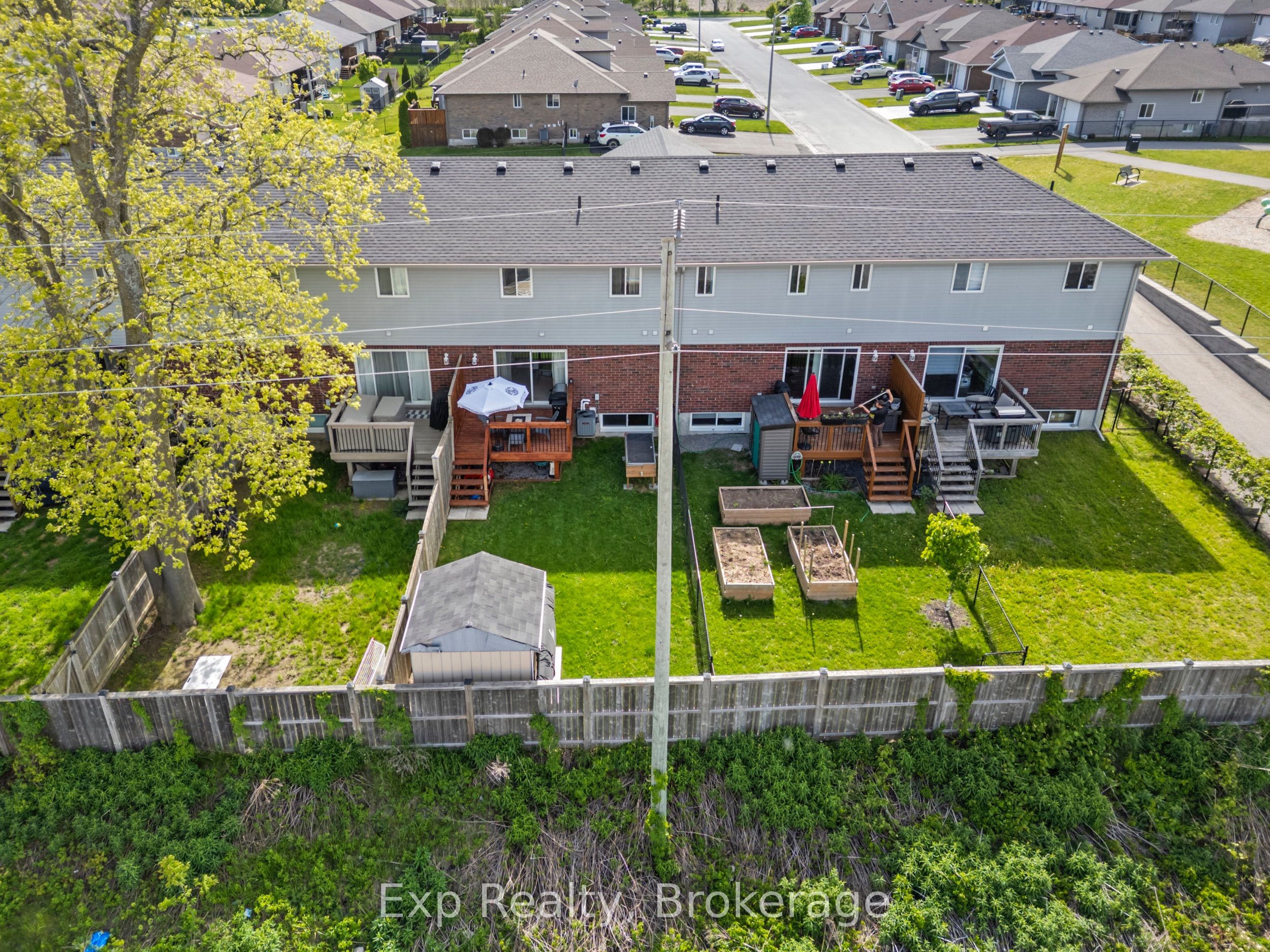 54 Cortland Crescent, Quinte West, ON K8V 0E9 photo 3