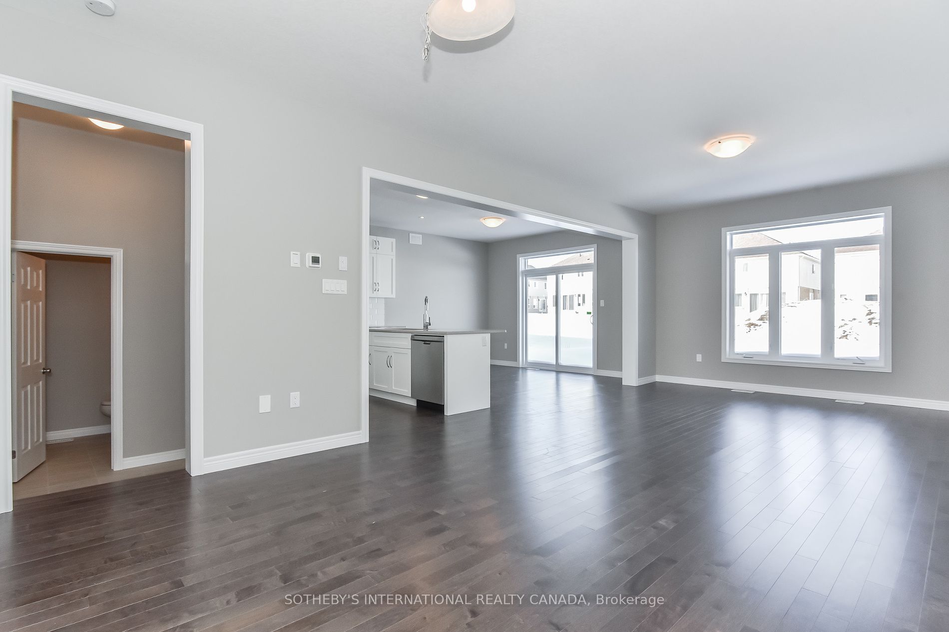 529 Anton Crescent, Kitchener, ON N2R 1P6 photo 4