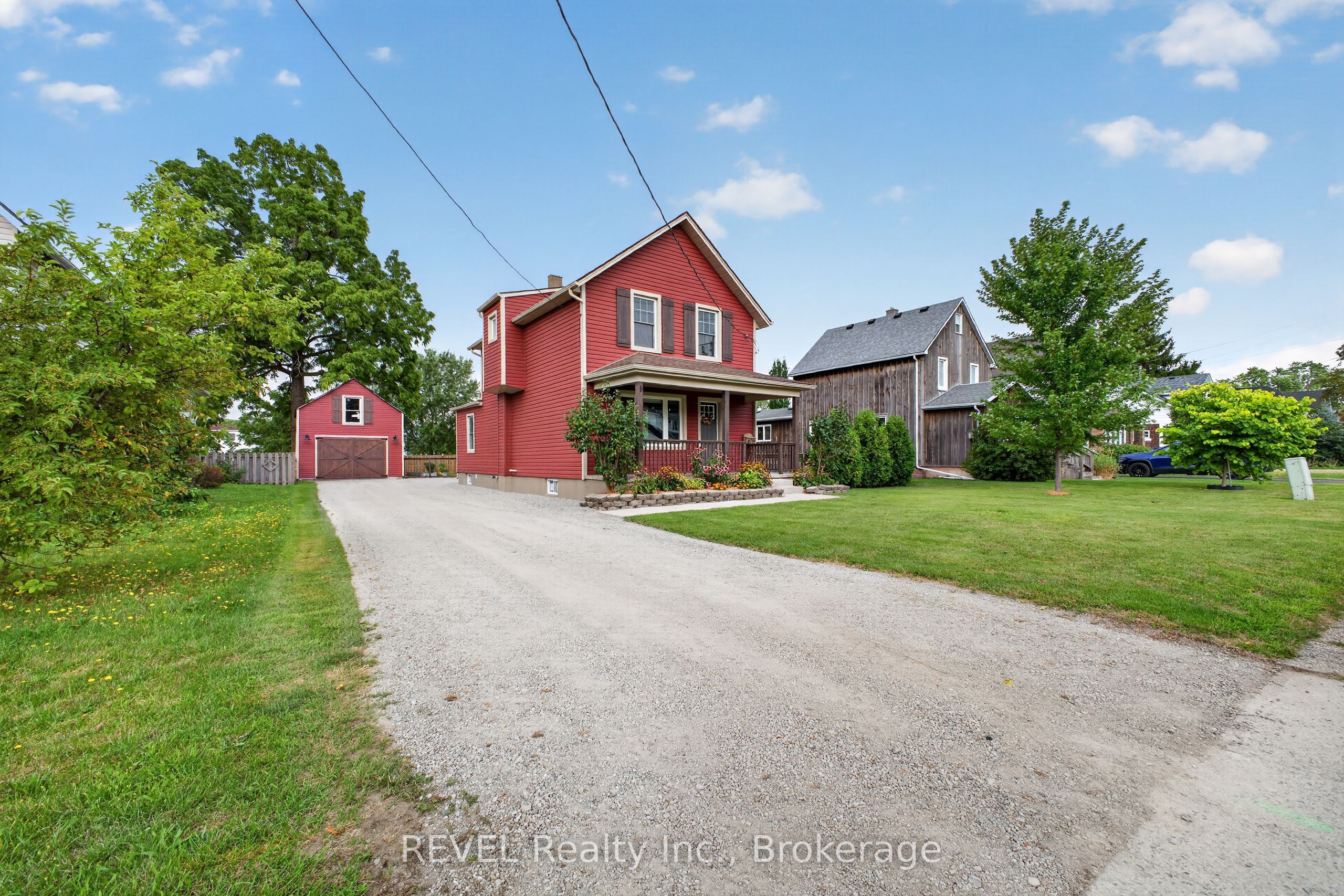 312 Phipps Street, Fort Erie, ON L2A 2V6 photo 2