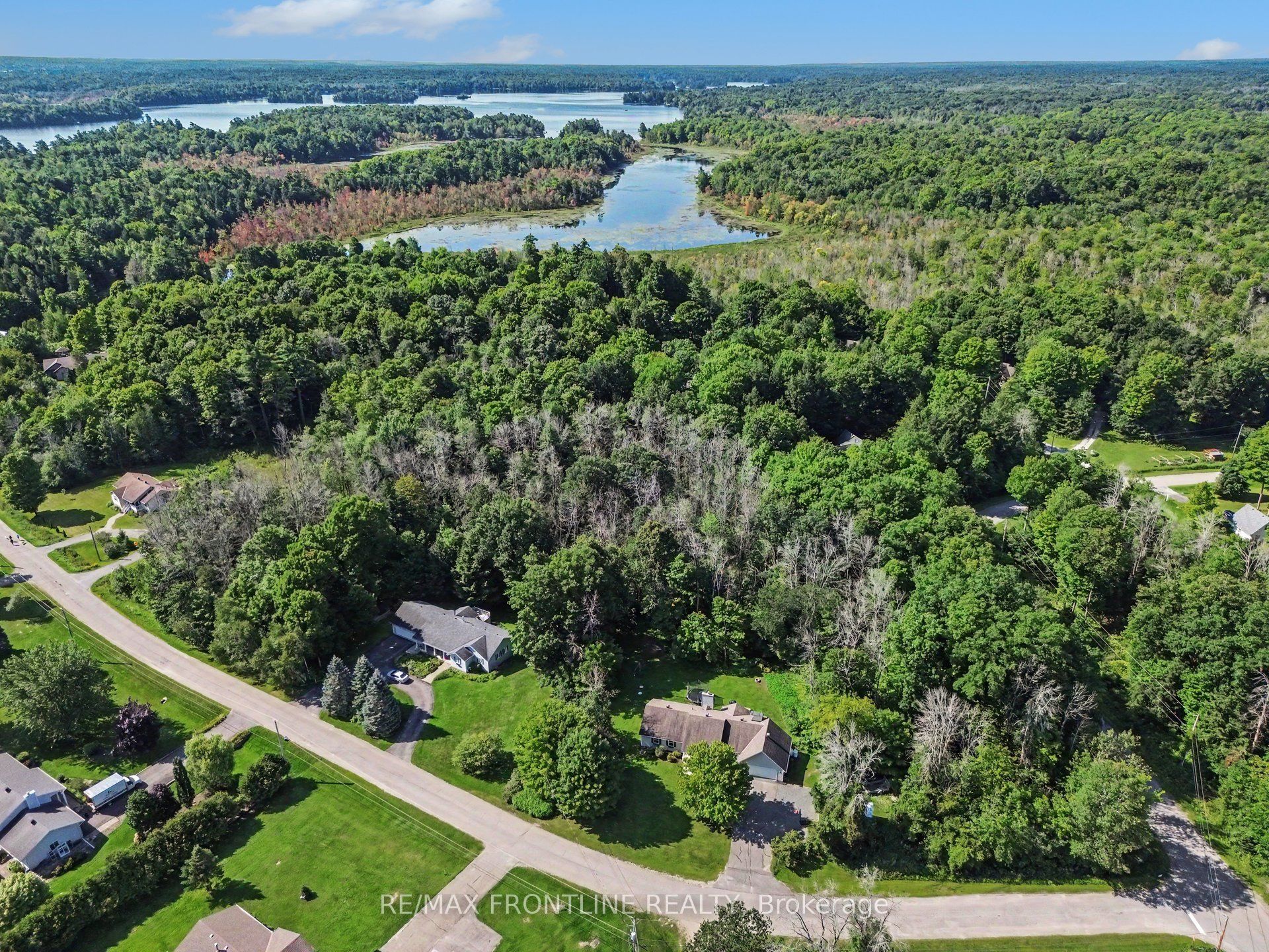 112 Robert Run, Drummond/North Elmsley, ON K7H 0G8 photo 3