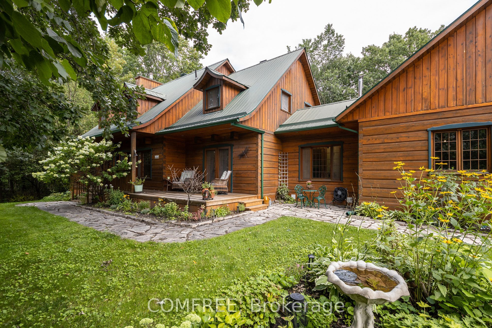 7925 Resolute Way, Greely - Metcalfe - Osgoode - Vernon and Area, ON K0A 2P0 photo 3
