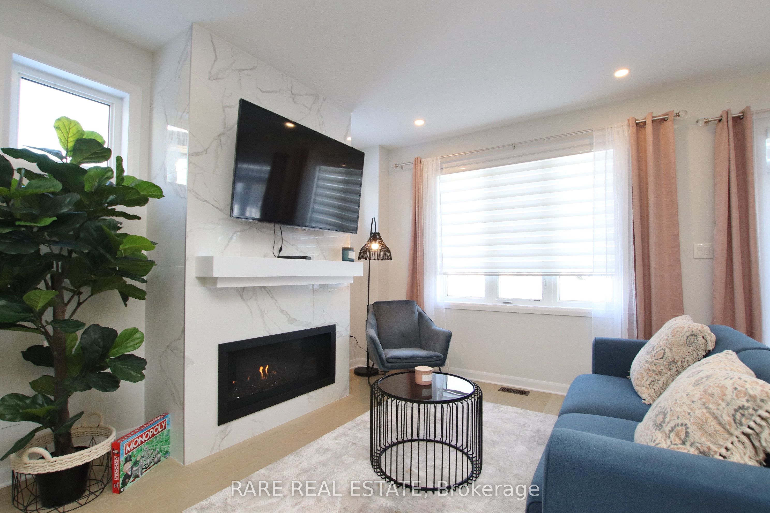126 Attwell Private, Kanata, ON K2K 0P6