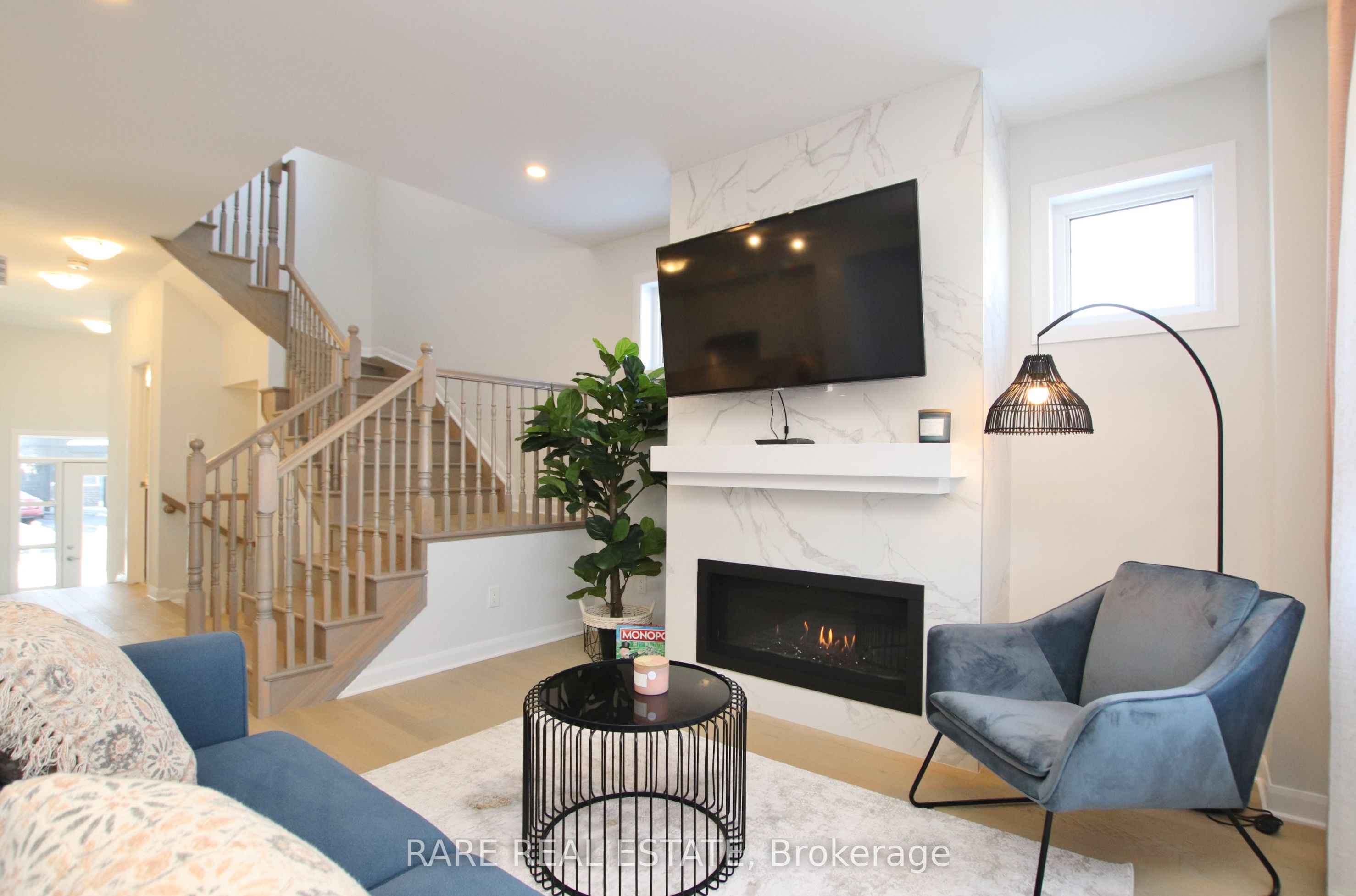 126 Attwell Private, Kanata, ON K2K 0P6 photo 3