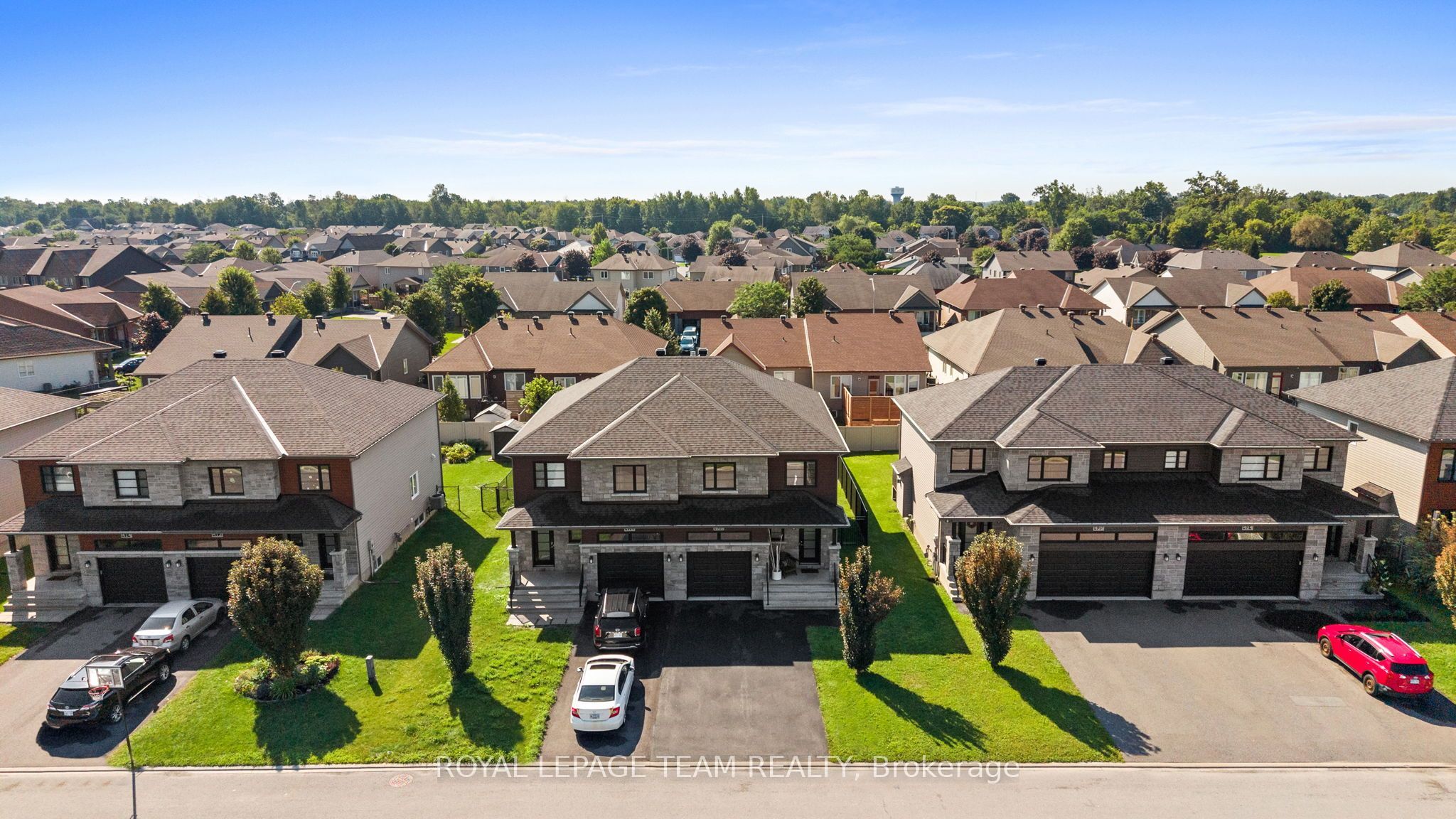 408 Twilight Avenue, Russell, ON K4R 0E7