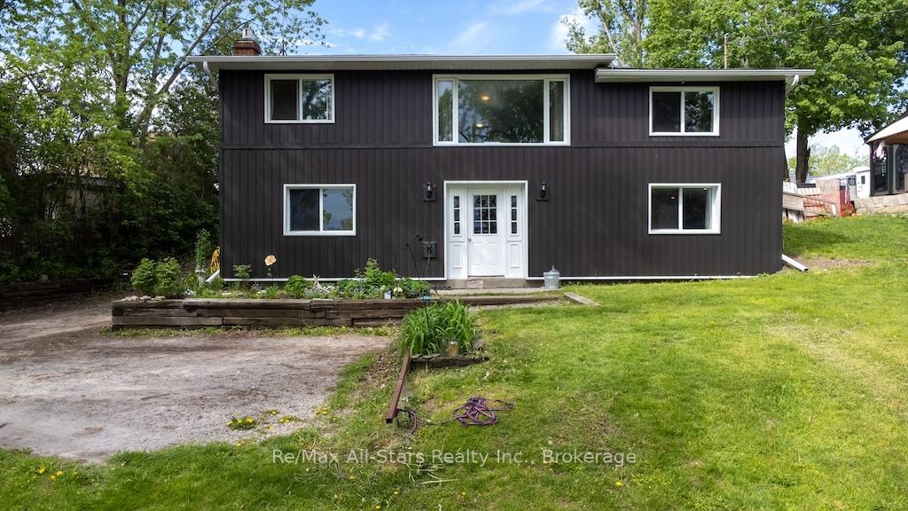 9 Riverside Drive, Kawartha Lakes, ON K9V 0H6