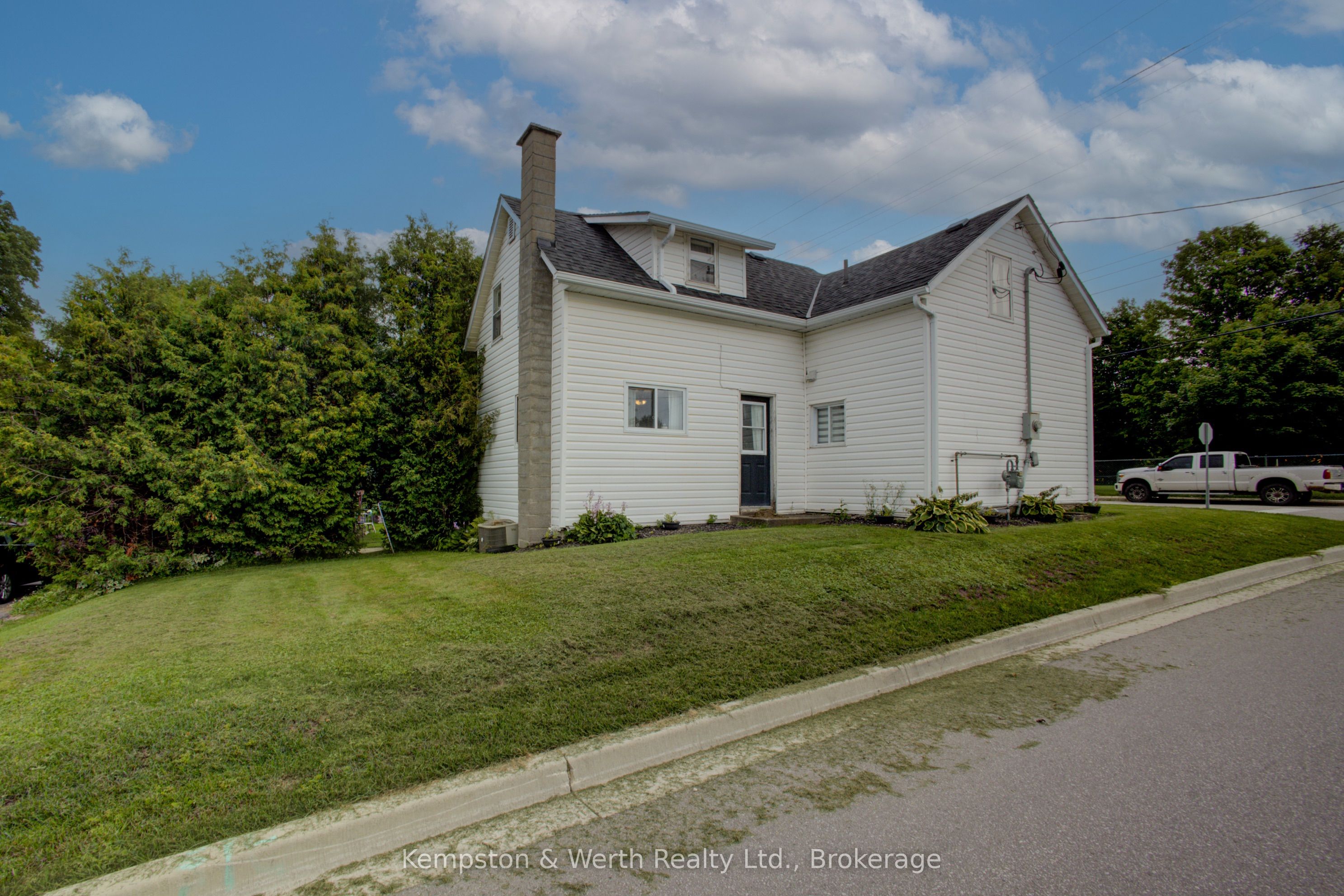30 Campbell St Street, Grey Highlands, ON N0C 1E0 photo 5