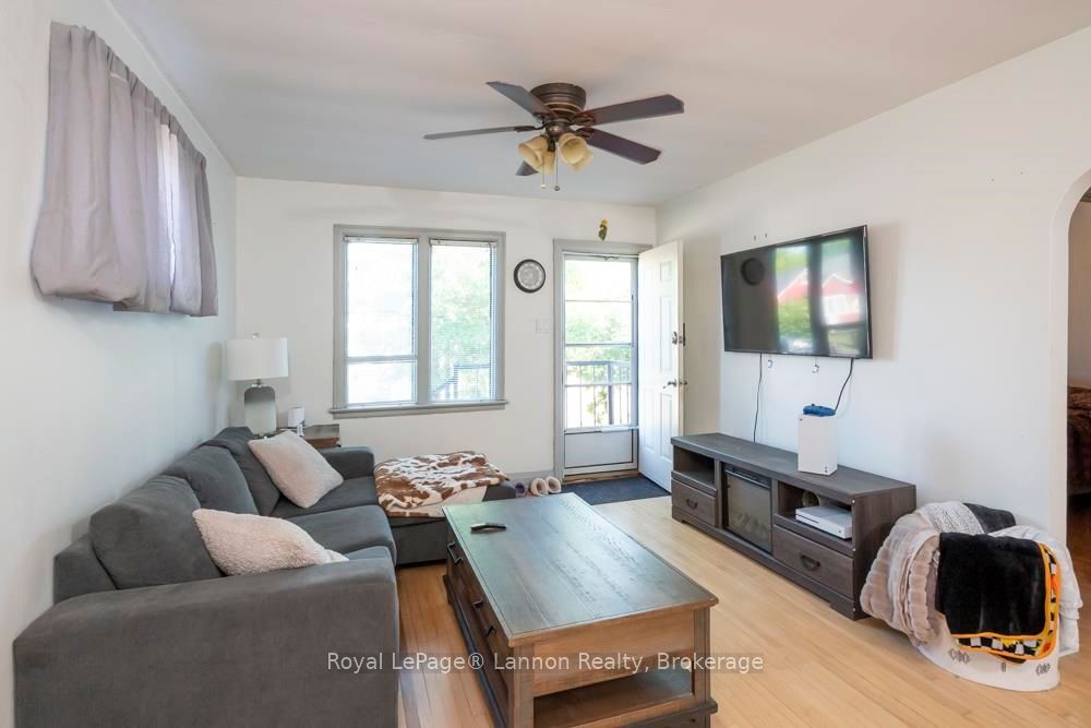 185 Empress St S, Thunder Bay, ON P7B 4N8 photo 4