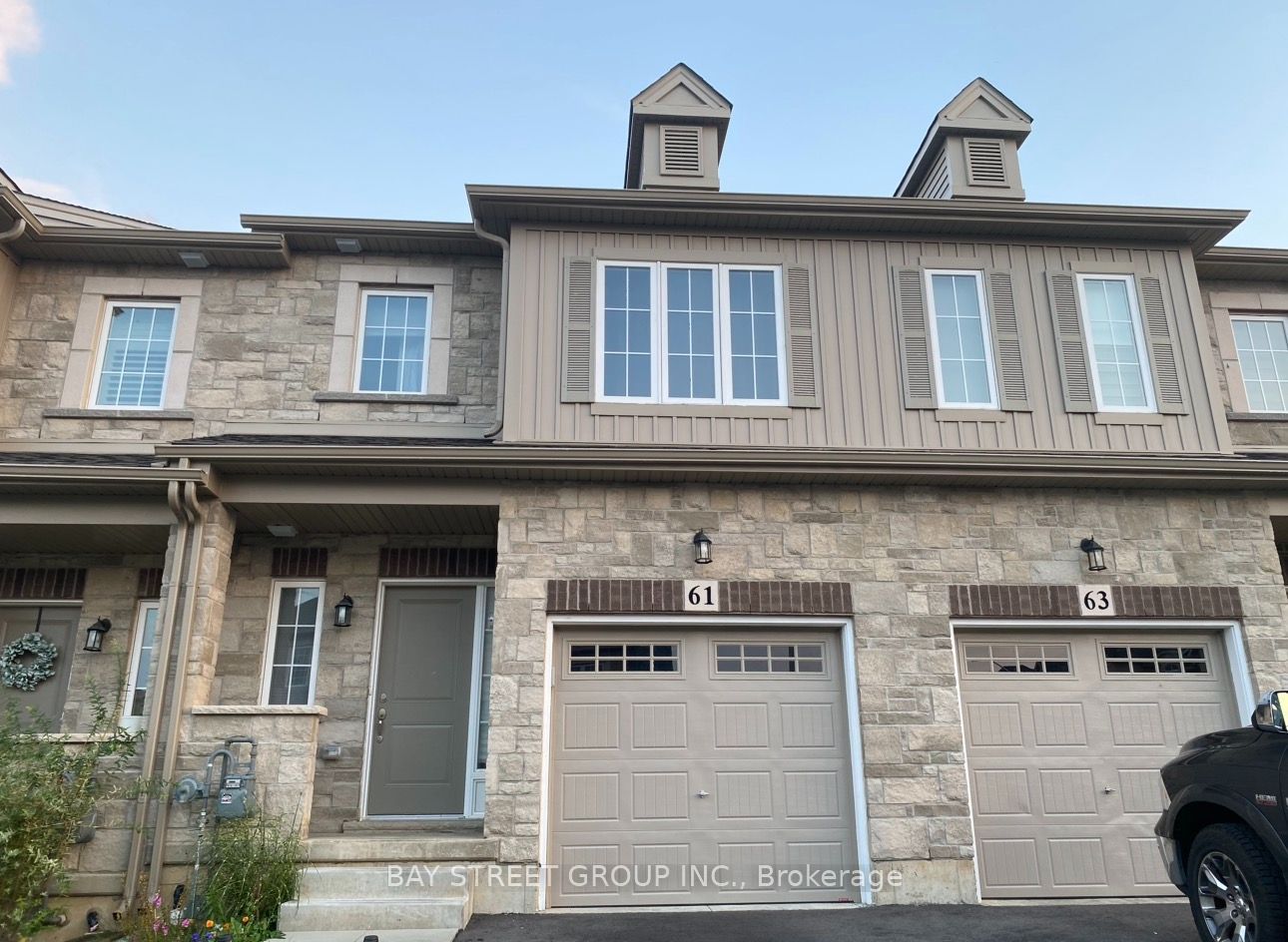 61 Beasley Grove, Hamilton, ON L9K 0J7