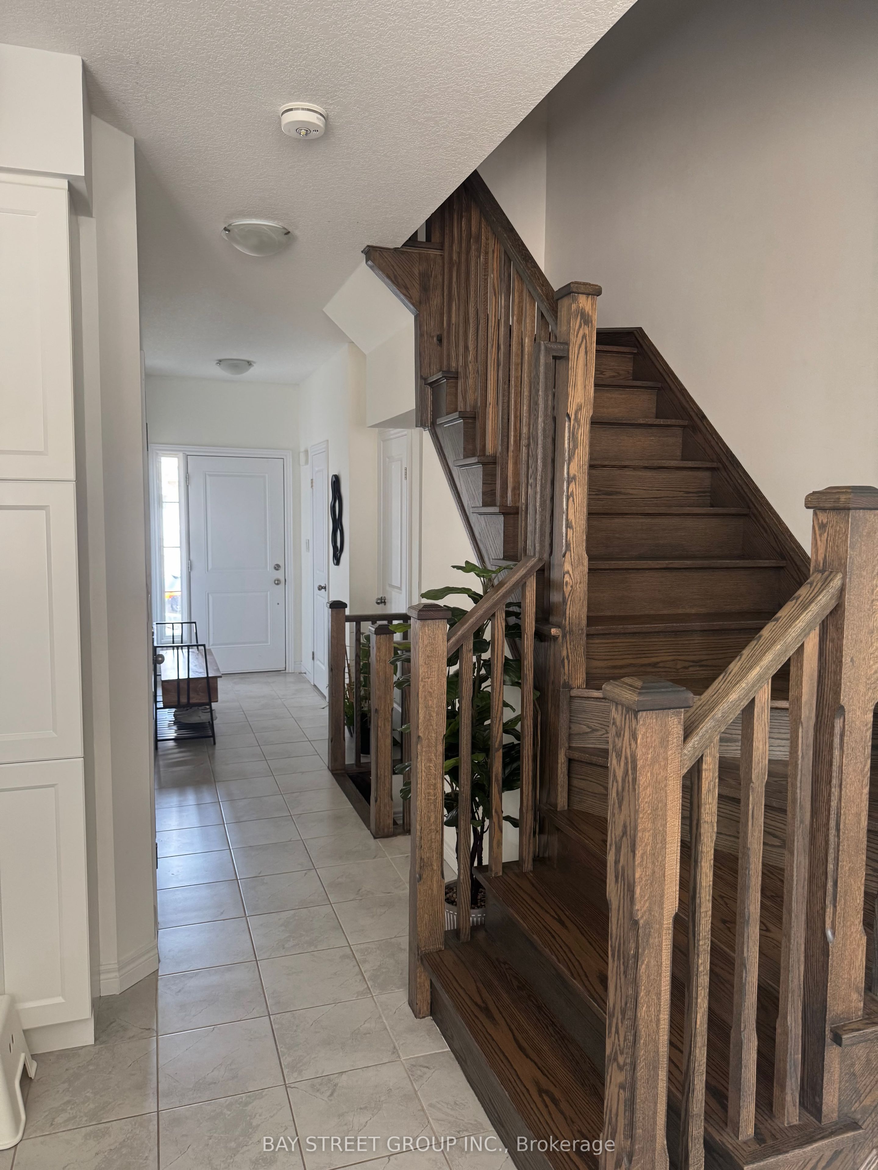 61 Beasley Grove, Hamilton, ON L9K 0J7 photo 3