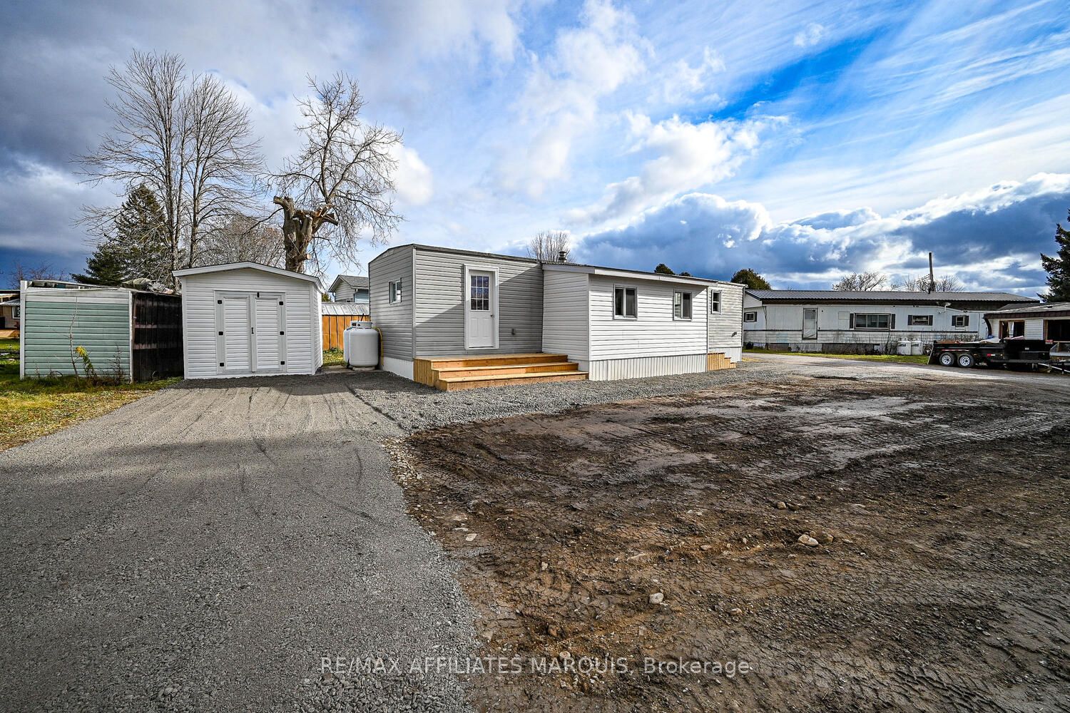 418 NICOLE Street, Smiths Falls, ON K7A 4S4 photo 3