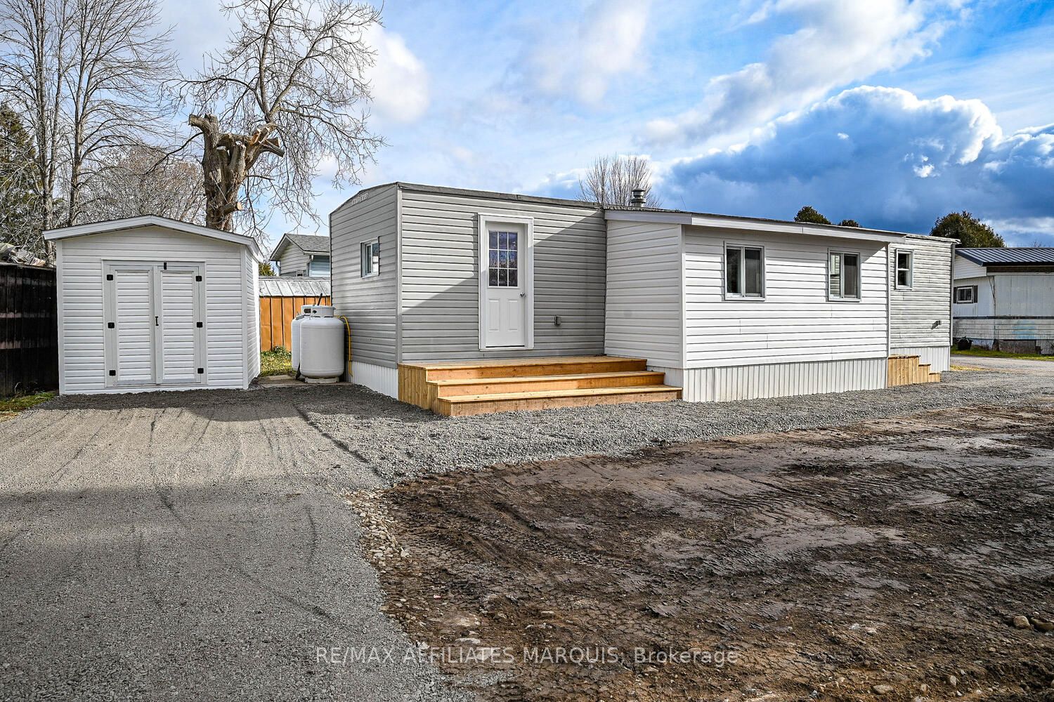 418 NICOLE Street, Smiths Falls, ON K7A 4S4 photo 4