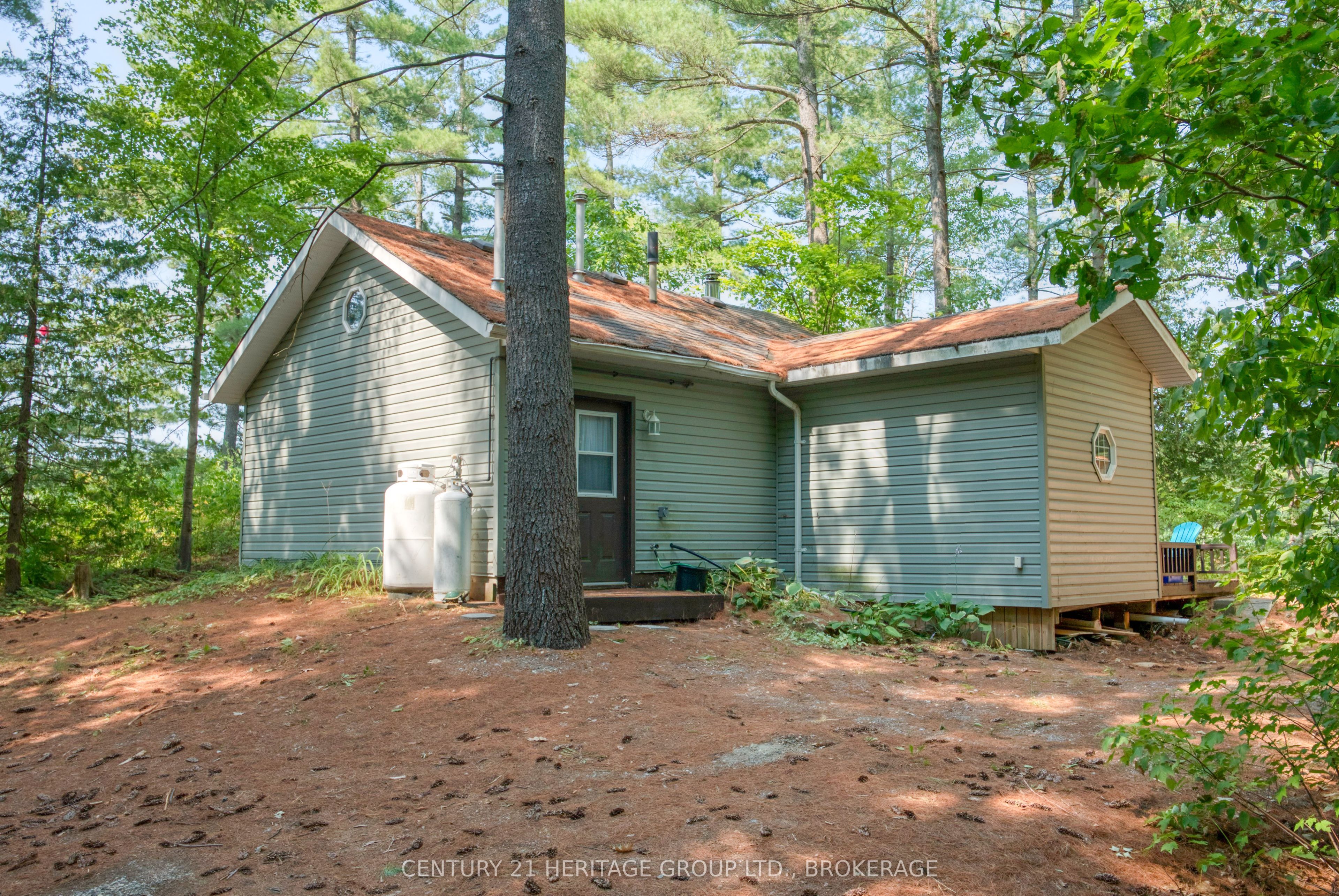 1036A Twin Lake Lane, Frontenac, ON K0H 2P0 photo 2