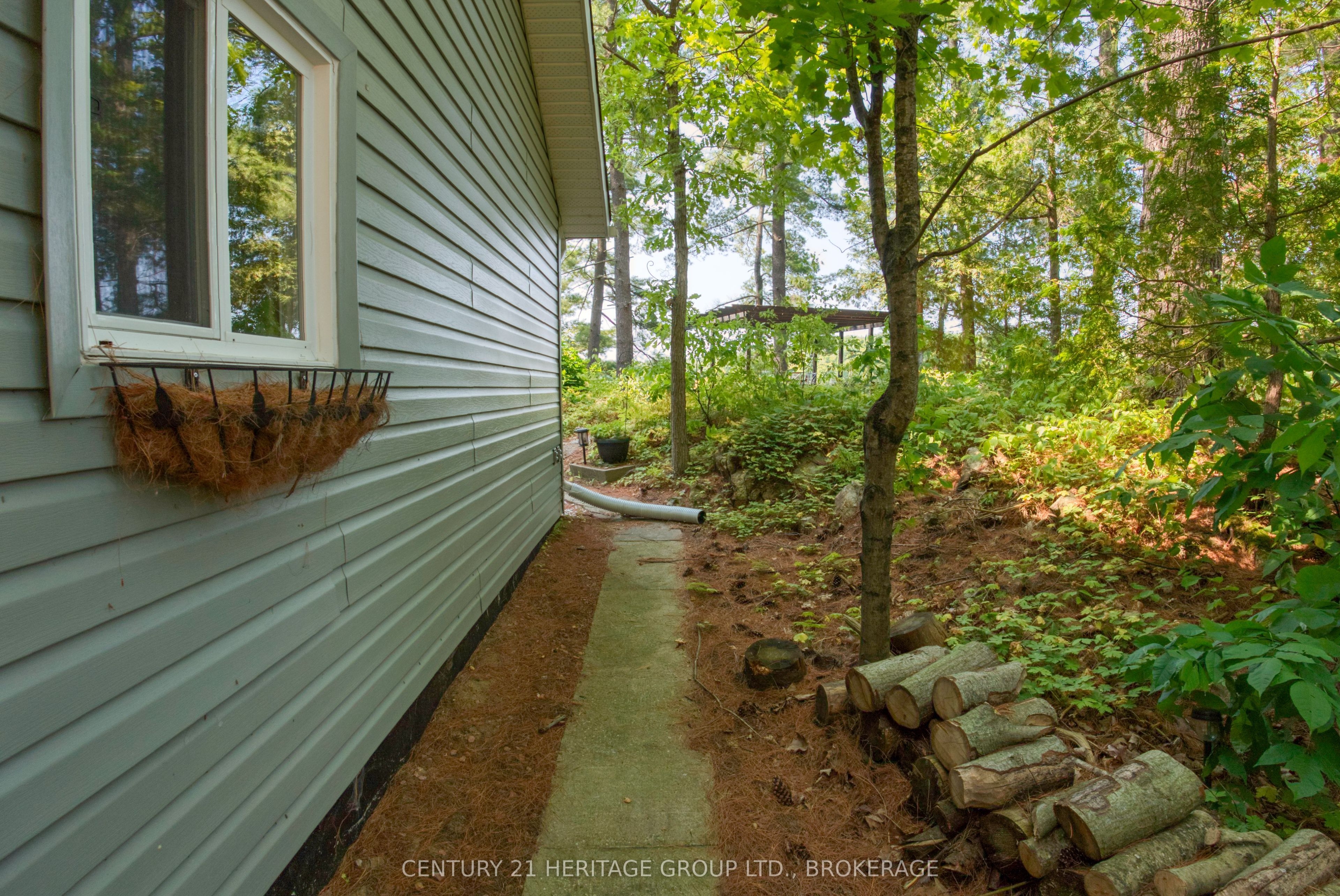 1036A Twin Lake Lane, Frontenac, ON K0H 2P0 photo 5