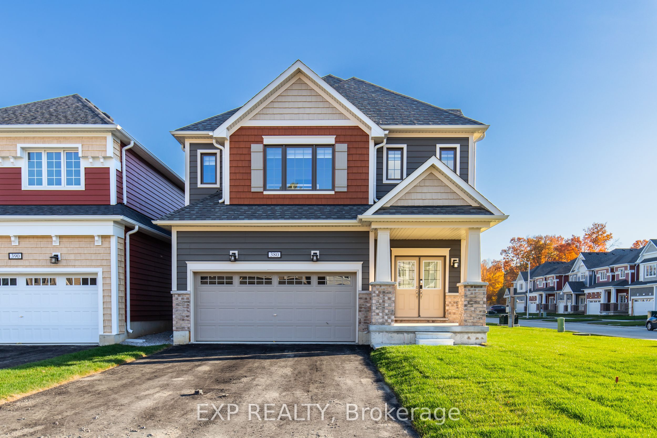 380 Beechwood Forest Lane, Gravenhurst, ON P1P 0H8