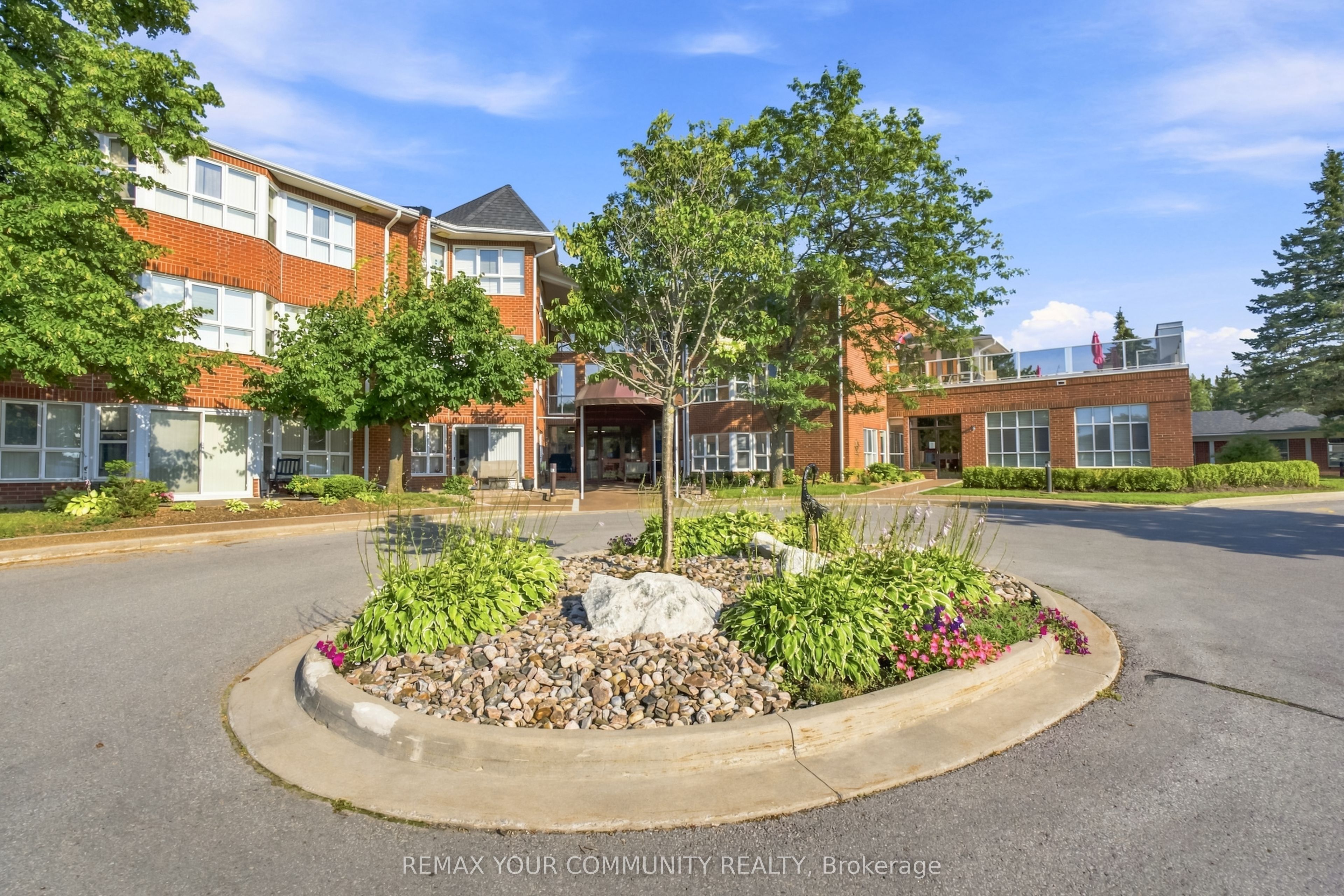 4 Heritage Way 308, Kawartha Lakes, ON K9V 5Z2 photo 2