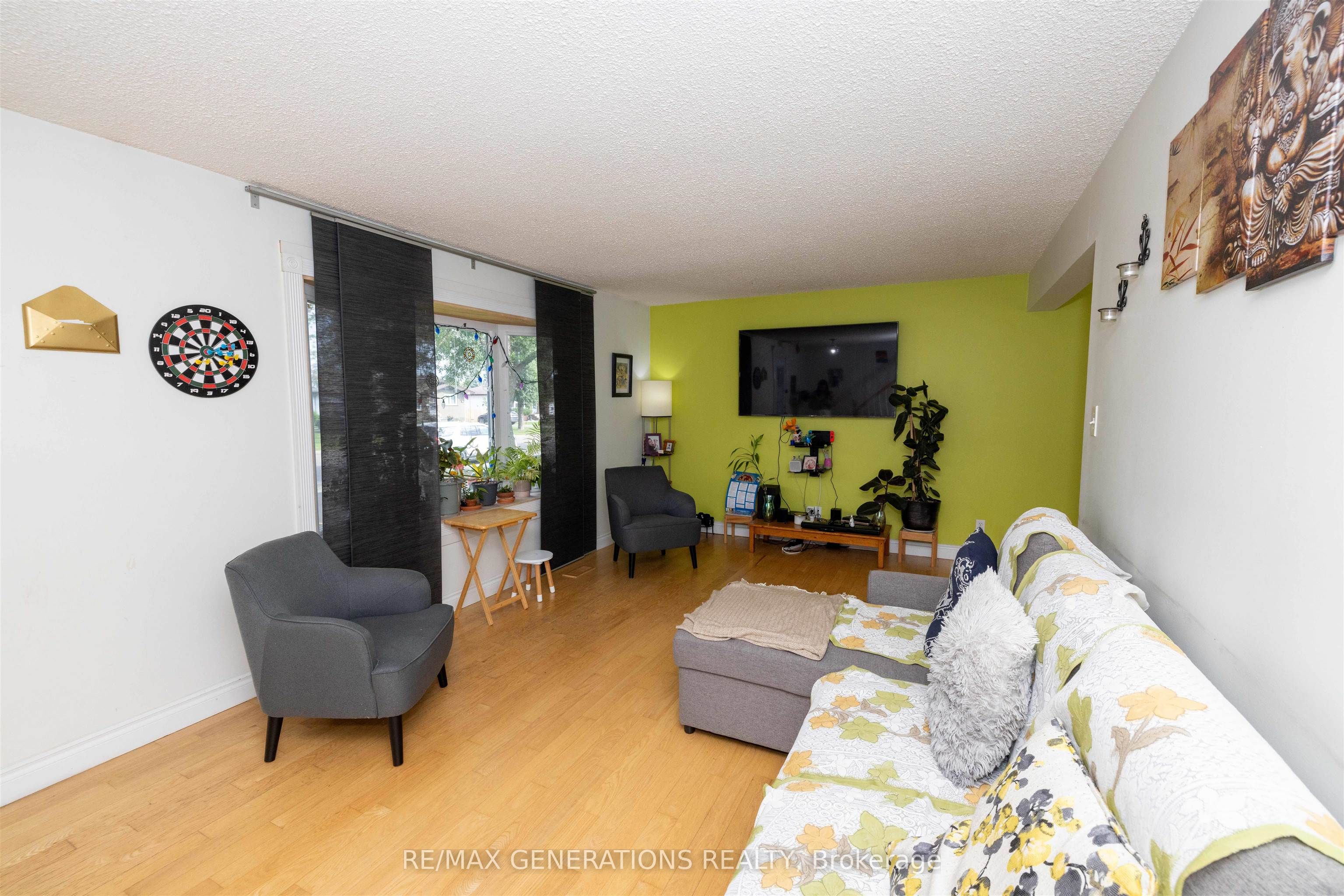 637 Redwood Avenue W, Thunder Bay, ON P7C 5G2 photo 3