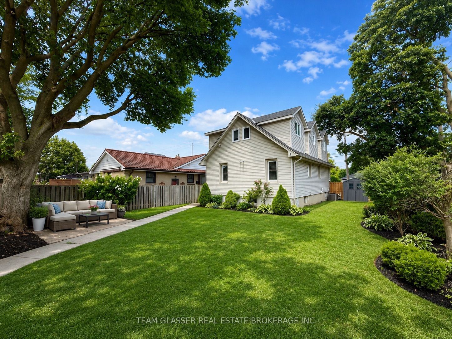 63 ELLIOTT Street, London East, ON N5Y 2E6 photo 2