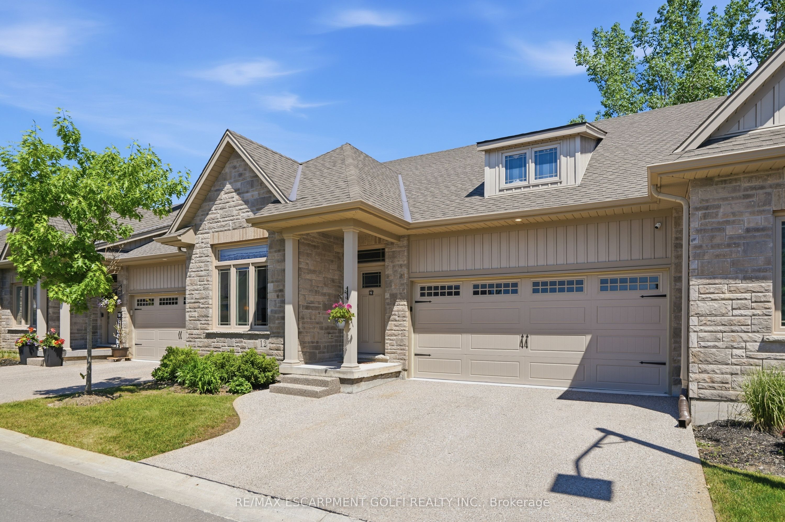 45 Dorchester Boulevard S 12, St. Catharines, ON L2M 0C4 photo 2