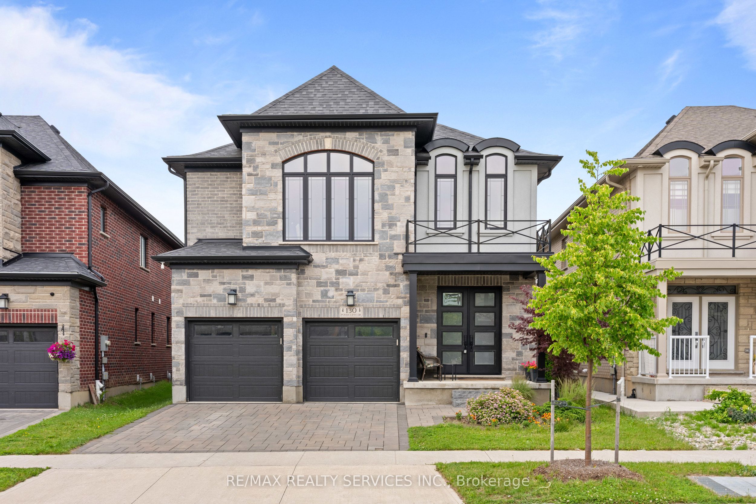 130 Pondcliffe Drive, Kitchener, ON N2R 0M4 photo 2