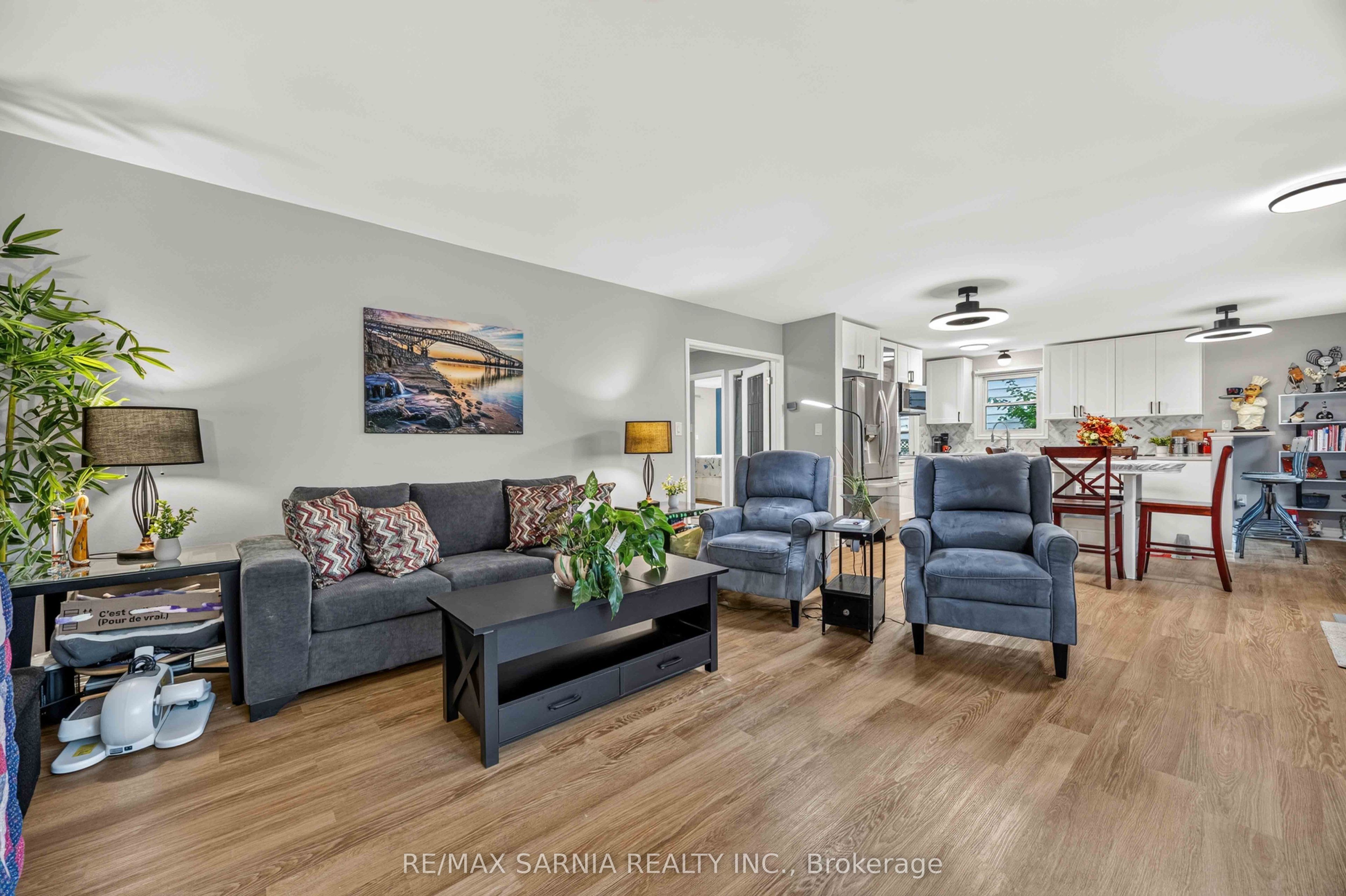 70 Turner Drive, Sarnia, ON N7S 4L3 photo 5