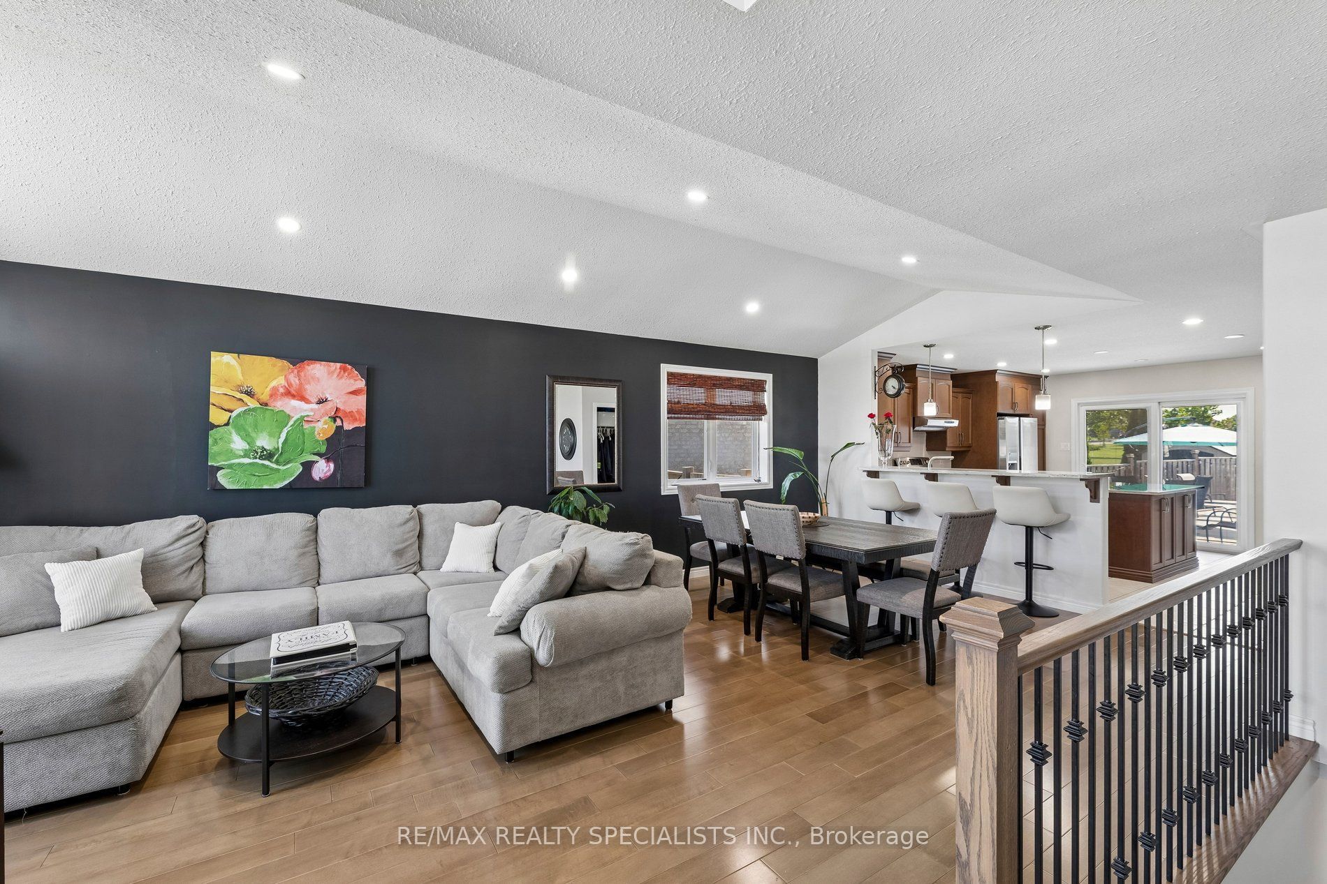 375 Fairway Road, Woodstock, ON N4T 0E1 photo 5