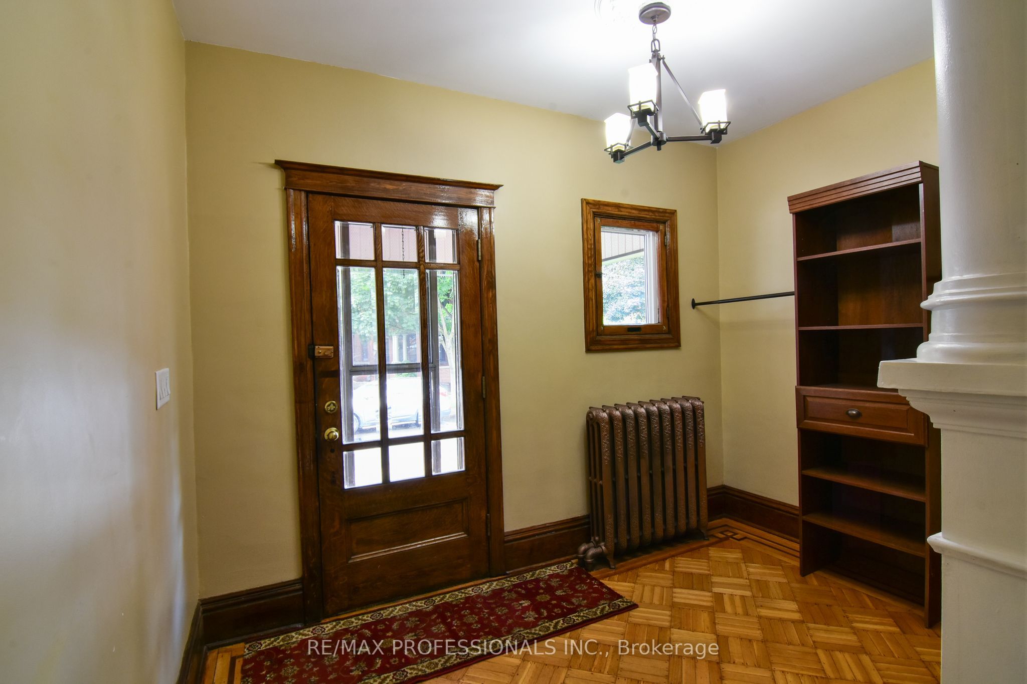 49 Spadina Avenue, Hamilton, ON L8M 2X2 photo 2