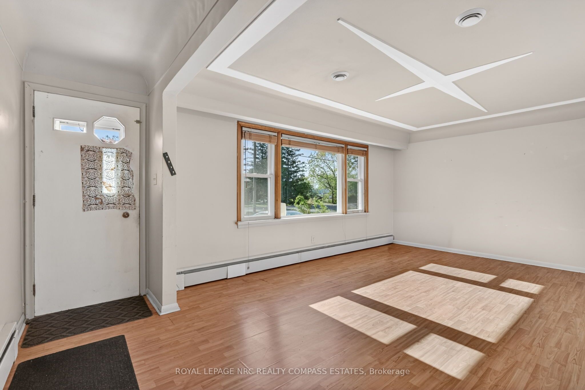6709 Montrose Road, Niagara Falls, ON L2H 0Z6 photo 3
