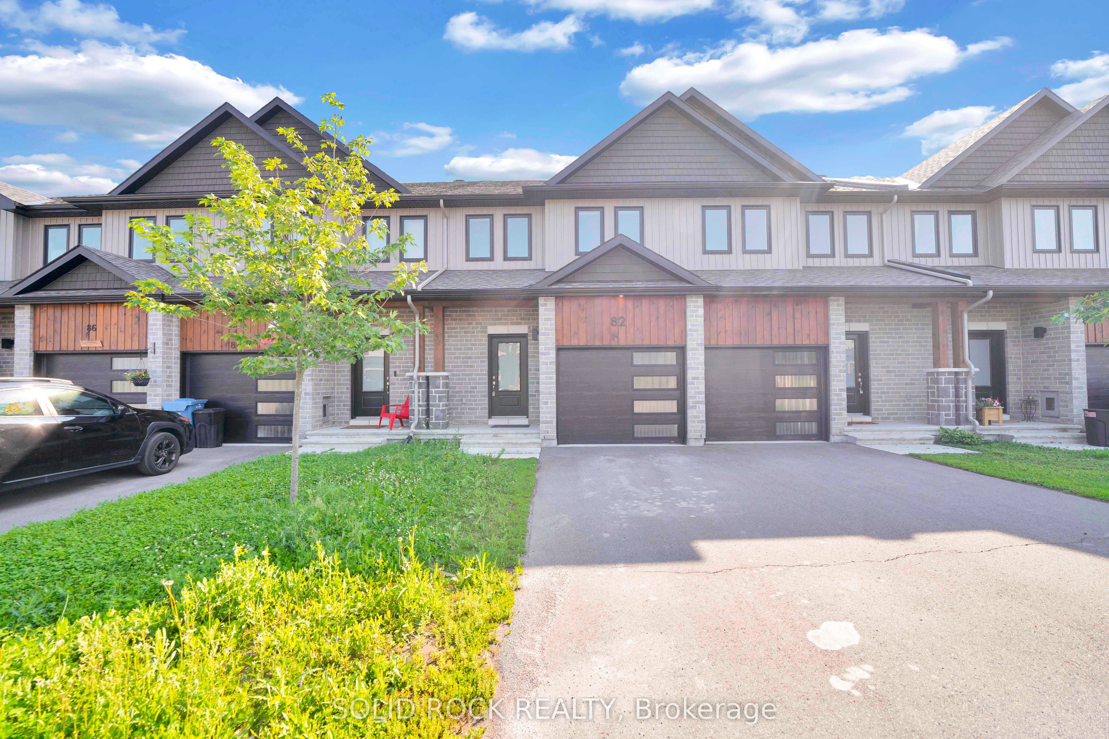 82 O'Donovan Drive, Carleton Place, ON K7C 0S2