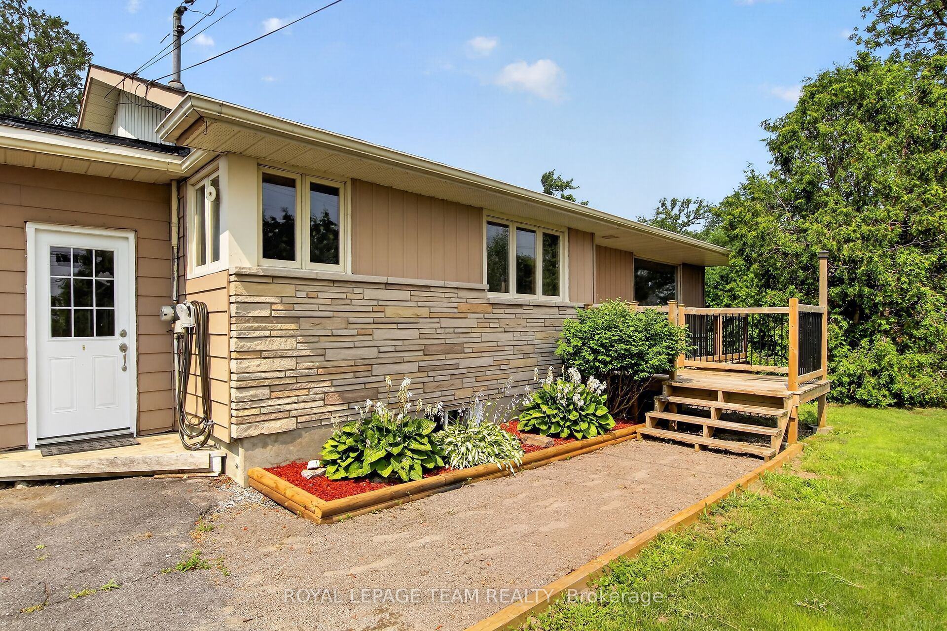 3679 Dunrobin Road, Constance Bay - Dunrobin - Kilmaurs - Woodlawn, ON K0A 3M0 photo 2