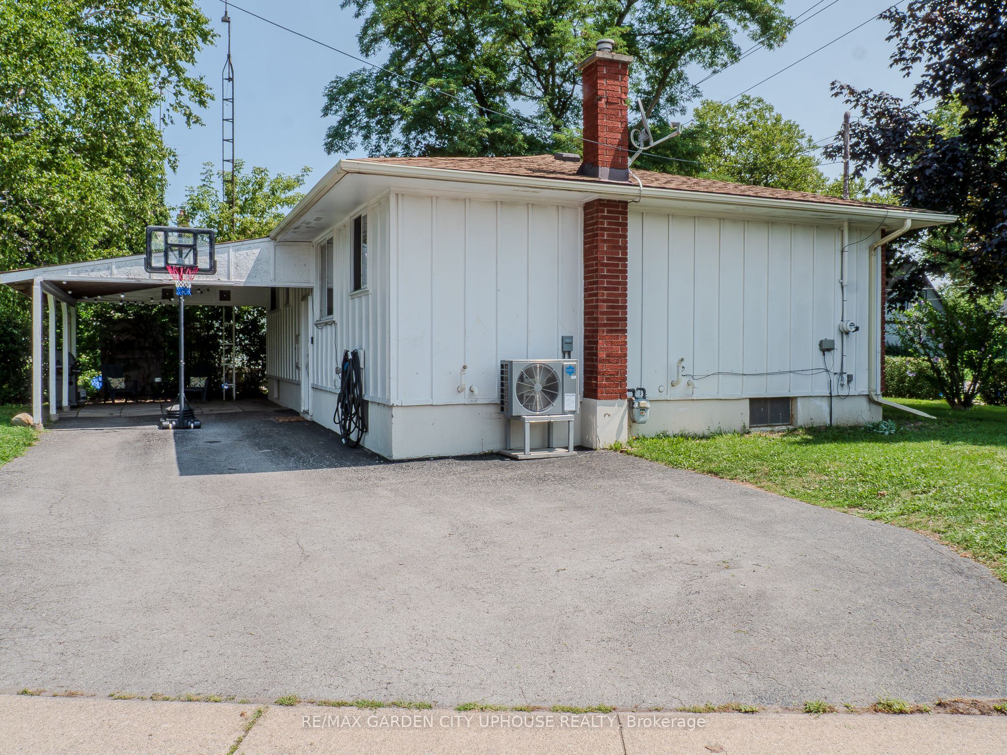 347 LINWELL Road, St. Catharines, ON L2M 2P1 photo 2