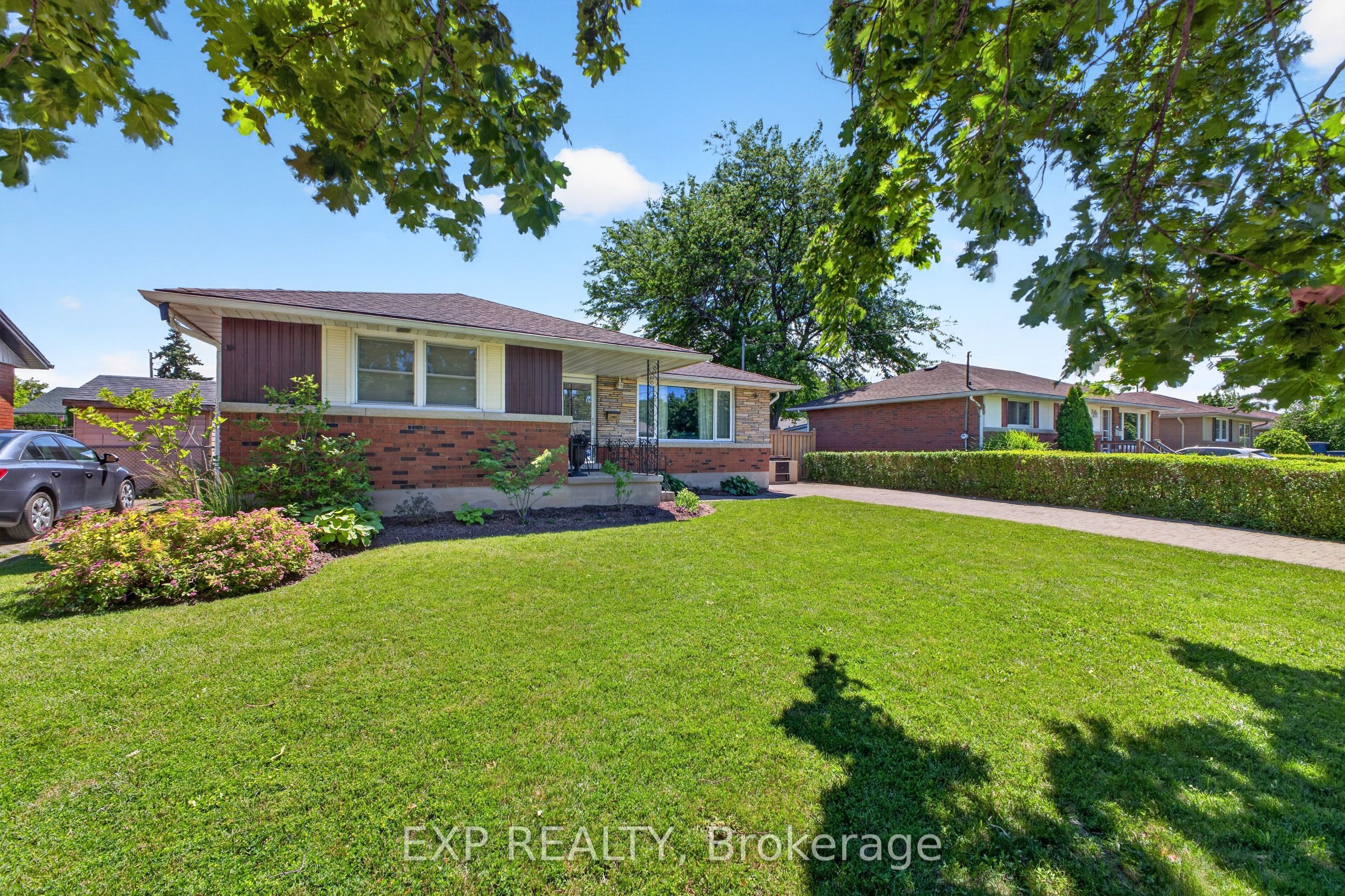 8 Dunraven Avenue, St. Catharines, ON L2M 6A7 photo 3