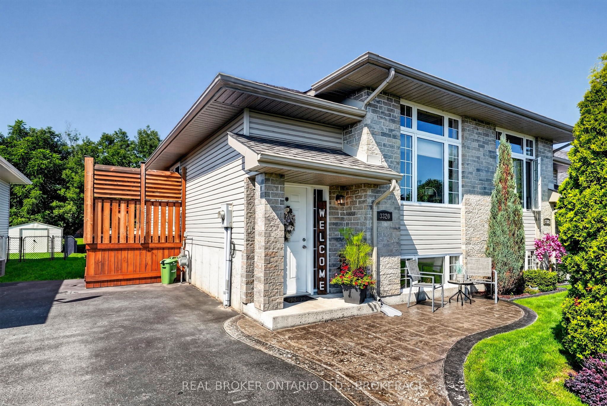 3320 Northdale Drive, Cornwall, ON K6K 1M1