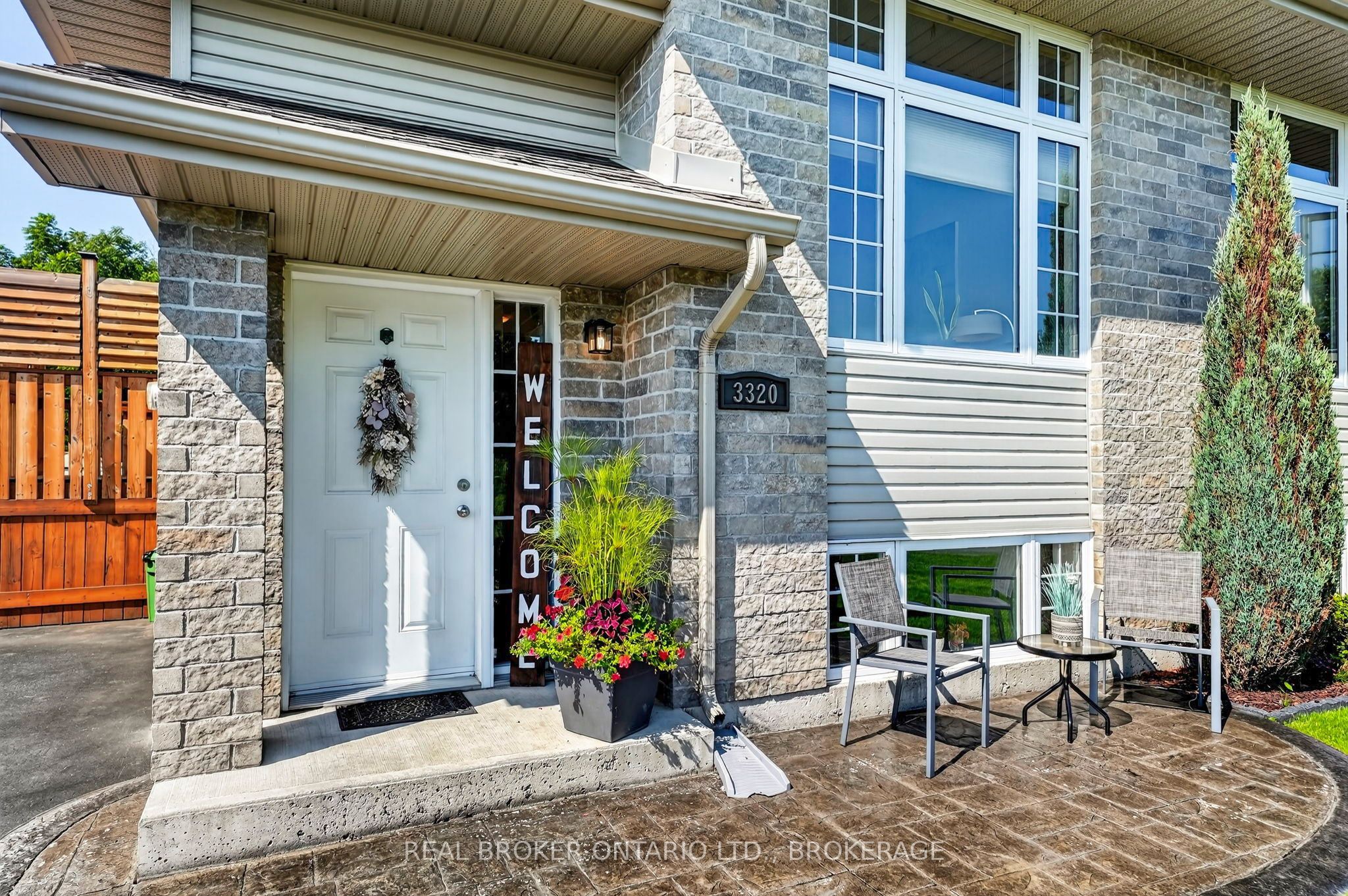 3320 Northdale Drive, Cornwall, ON K6K 1M1 photo 2