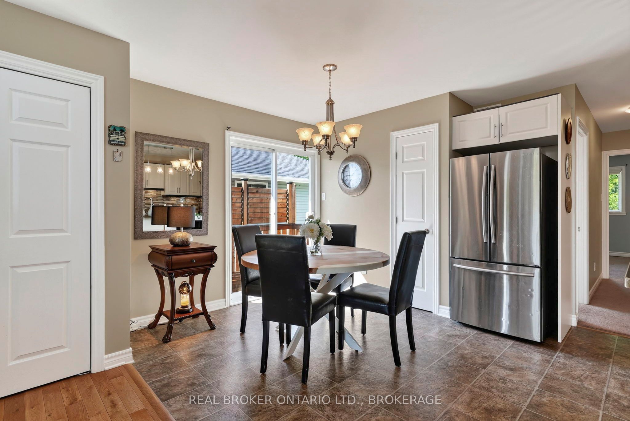 3320 Northdale Drive, Cornwall, ON K6K 1M1 photo 5