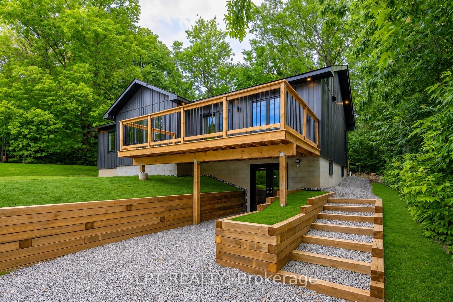 29 Pavillion Road, Kawartha Lakes, ON K0M 1L0 photo 3